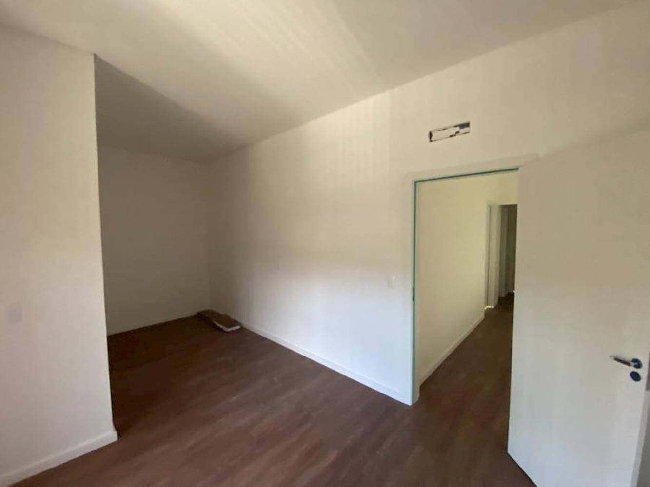 Foto 6 de 12: Casa em leilão em Joinville - SC, bairro Gloria — Casa de condomínio em Gloria - Joinville/SC
