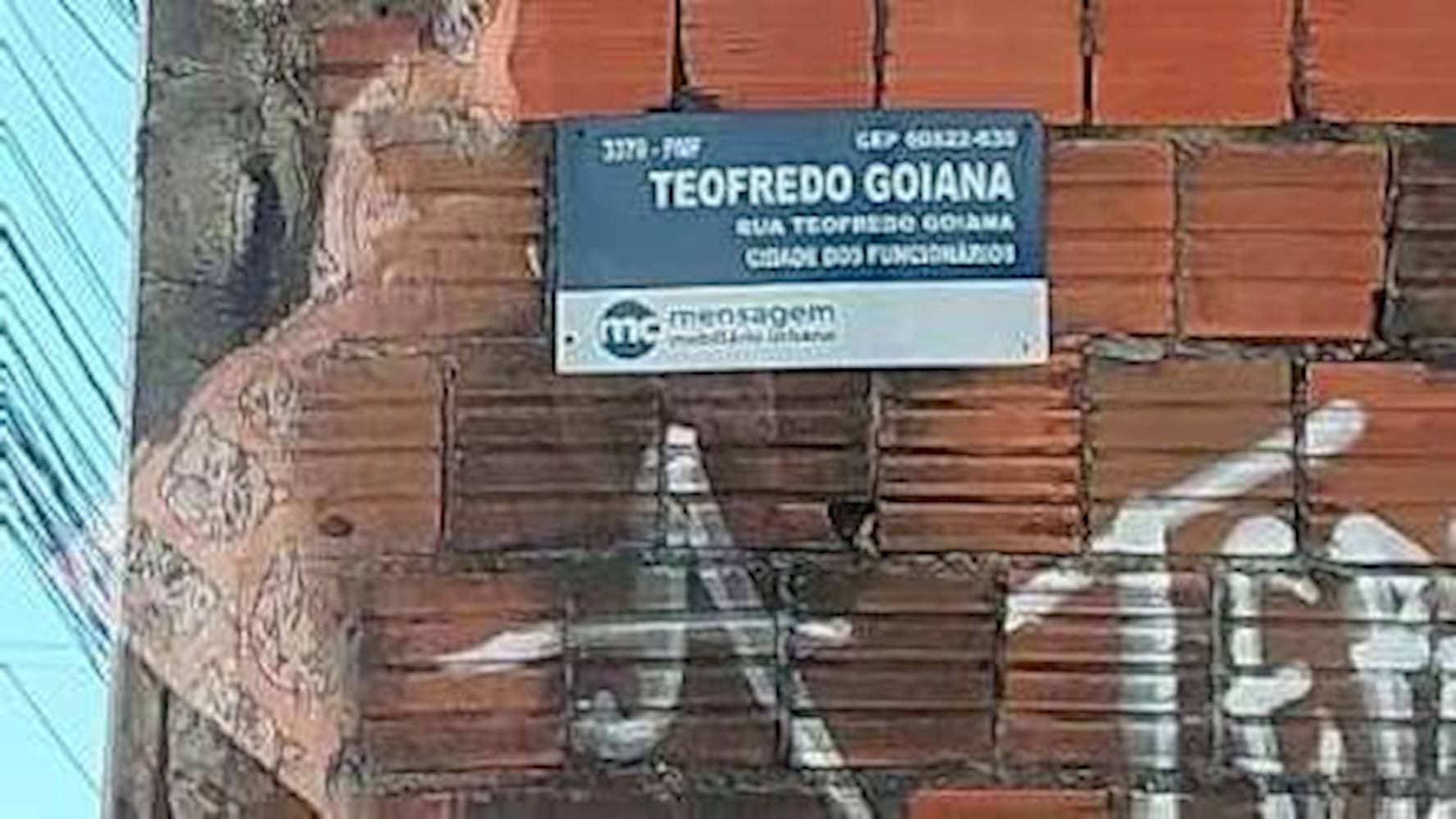 Foto 3 de 23: Casa em leilão em Fortaleza - CE, bairro Cidade Dos Funcionários — Casa em Cidade Dos Funcionários - Fortaleza/CE