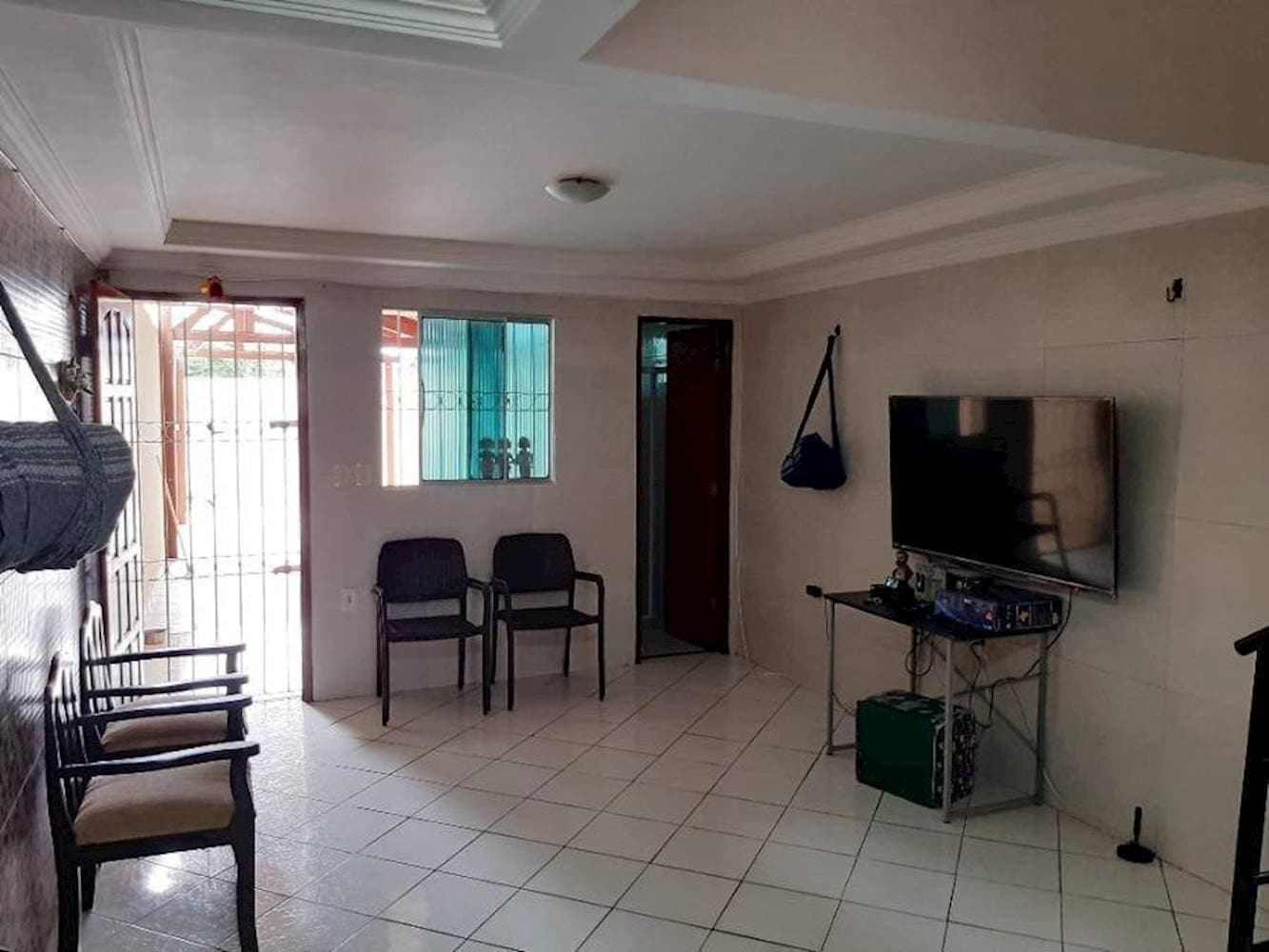 Foto 8 de 23: Casa em leilão em Fortaleza - CE, bairro Cidade Dos Funcionários — Casa em Cidade Dos Funcionários - Fortaleza/CE
