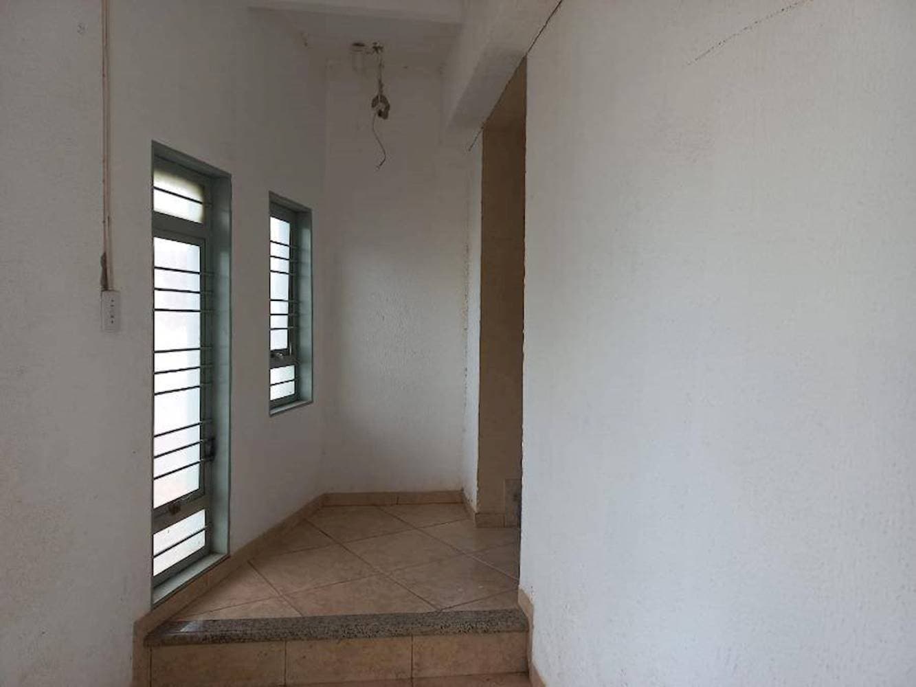 Foto 27 de 28: Casa em leilão em Rondonópolis - MT, bairro Vila Birigui — Casa na Vila Birigui em Rondonópolis/MT
