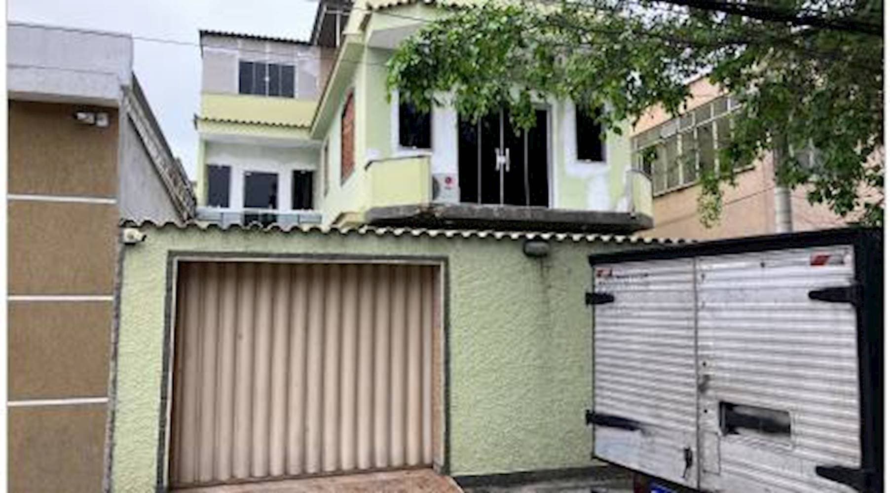 Foto 2 de 26: Casa em leilão em Rio De Janeiro - RJ, bairro Bento Ribeiro — Casa em Bento Ribeiro - Rio de Janeiro/RJ
