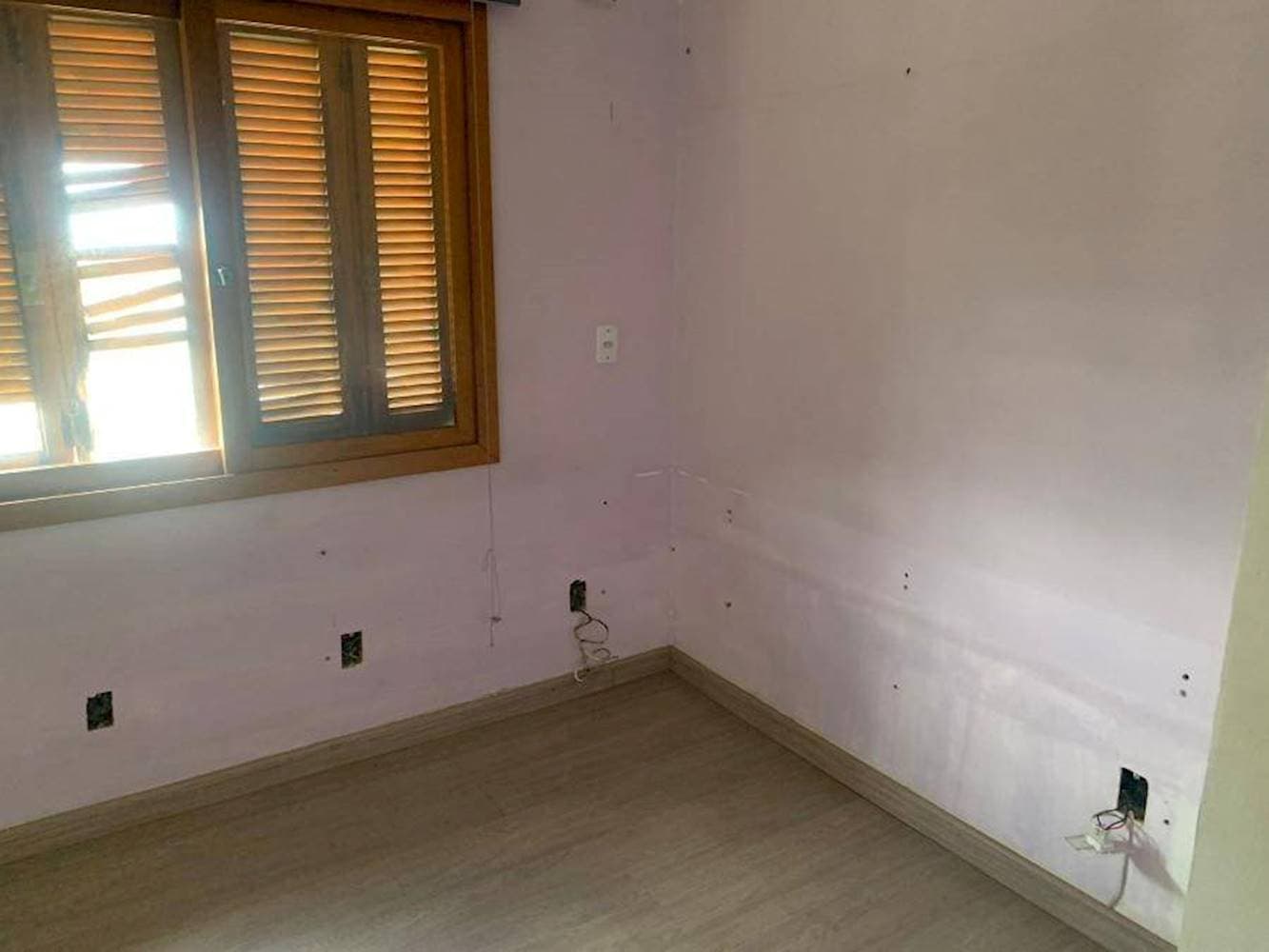 Foto 10 de 15: Casa em leilão em Porto Alegre - RS, bairro Aberta Dos Morros — Casa em Aberta Dos Morros - Porto Alegre/RS