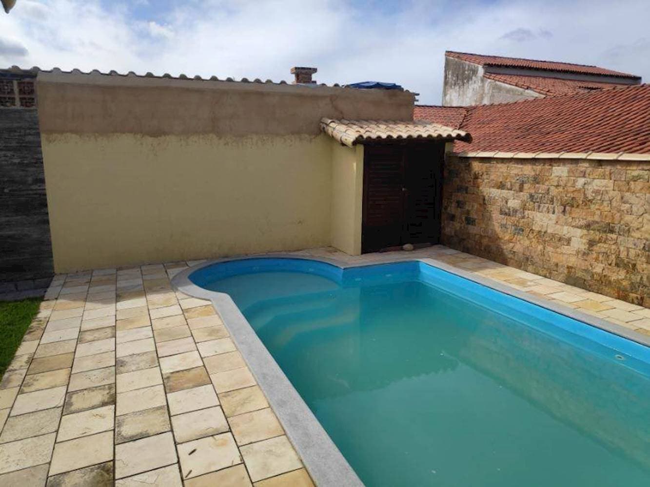 Foto 29 de 31: Casa em leilão em Maricá - RJ, bairro Cordeirinho — Casa em Cordeirinho - Maricá/RJ