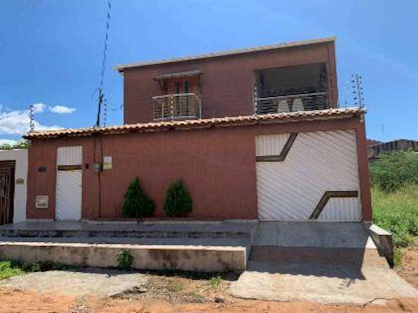 Foto 1 de 15: Casa em leilão em Mauriti - CE, bairro Loteamento Cajueiro — Casa em Loteamento Cajueiro - Mauriti/CE