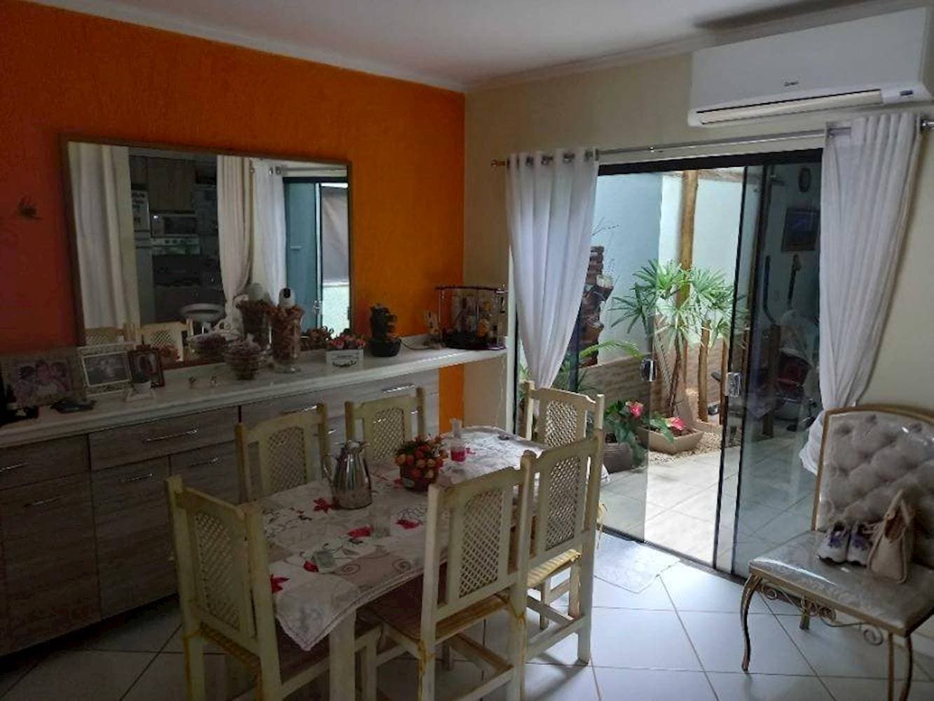 Foto 6 de 18: Casa em leilão em Campo Grande - MS, bairro Jardim das Perdizes — Casa no Condomínio Residencial Dorinha I em Jardim das Perdizes - Campo Grande/MS