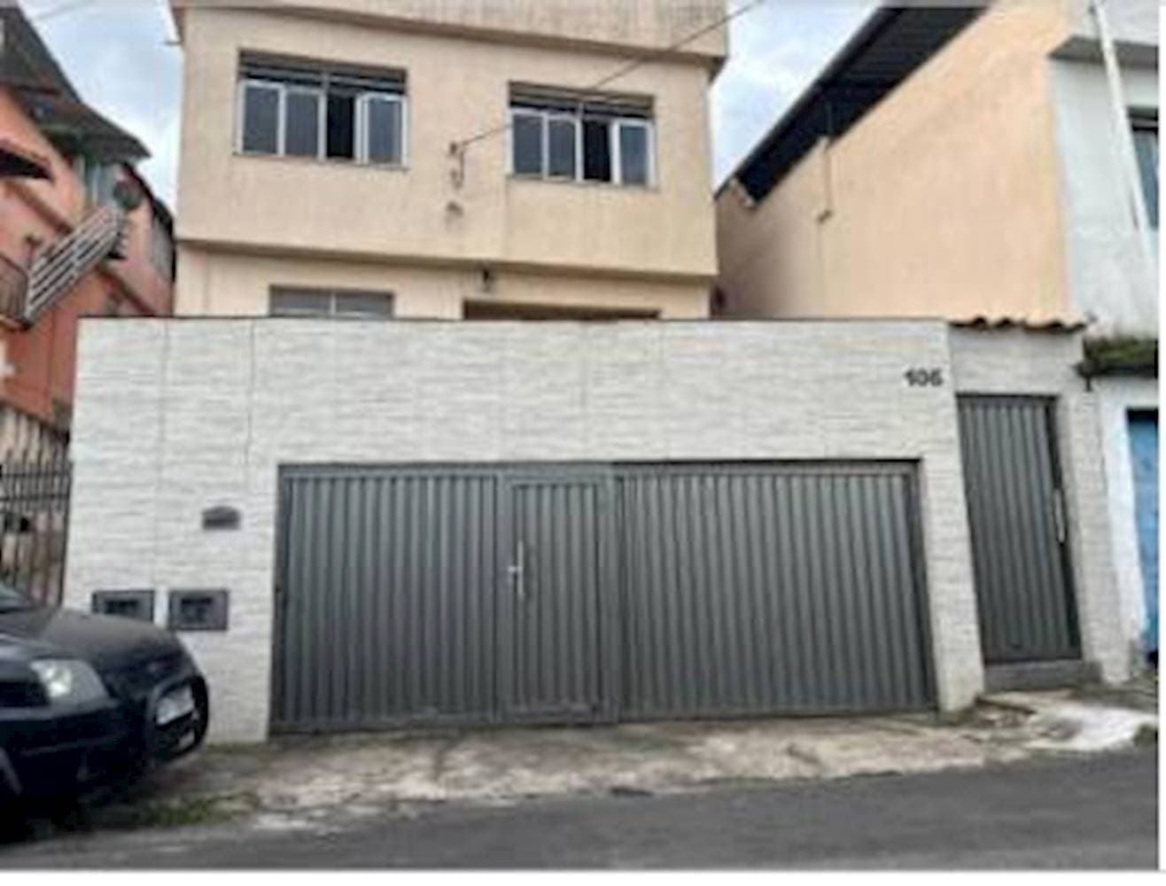 Foto 1 de 3: Casa em leilão em Juiz De Fora - MG, bairro Centenário — Casa no Bairro Centenário em Juiz de Fora/MG