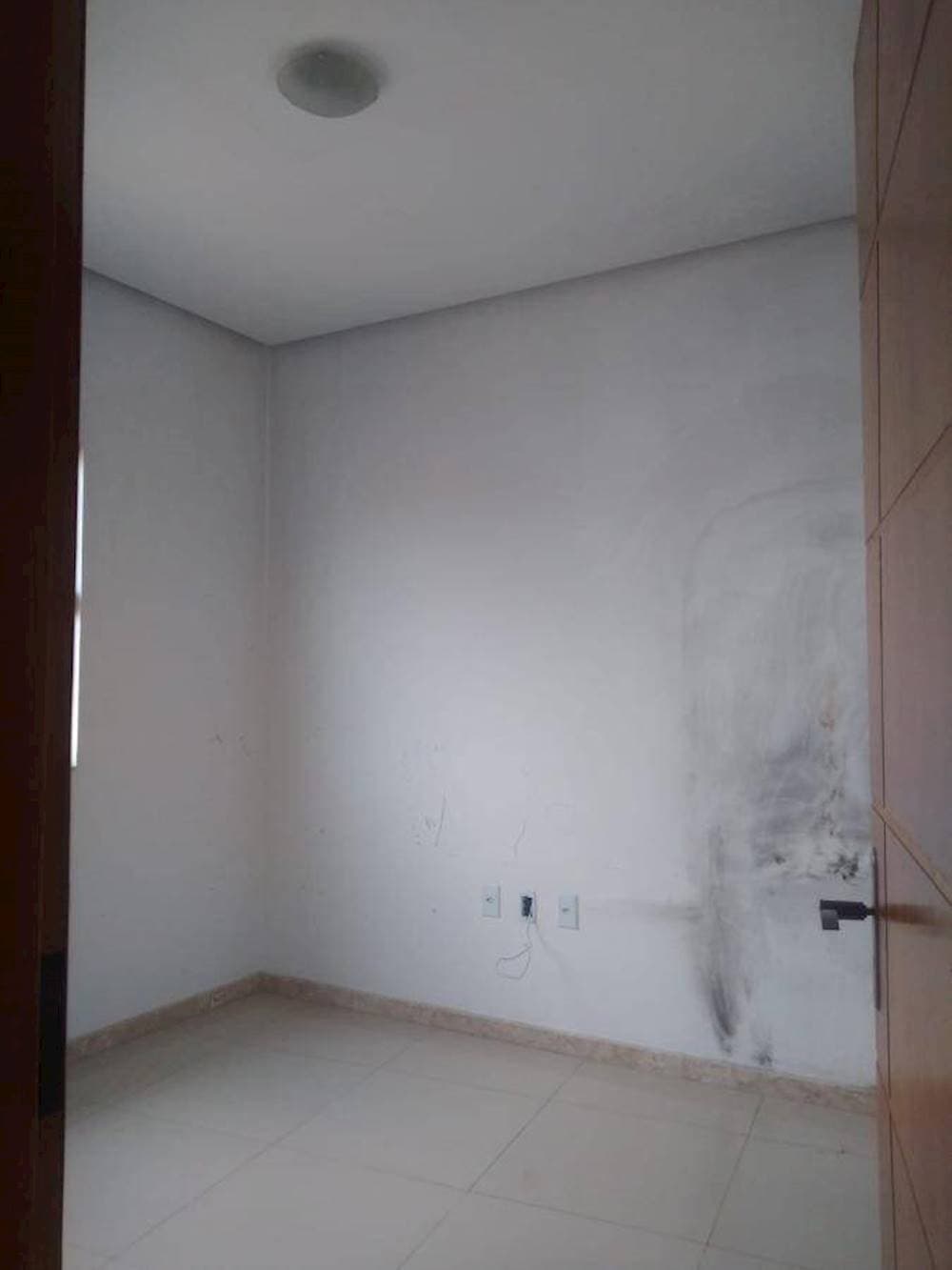Foto 9 de 9: Casa em leilão em Poções - BA, bairro Centro — Casa no Centro - Poções/BA