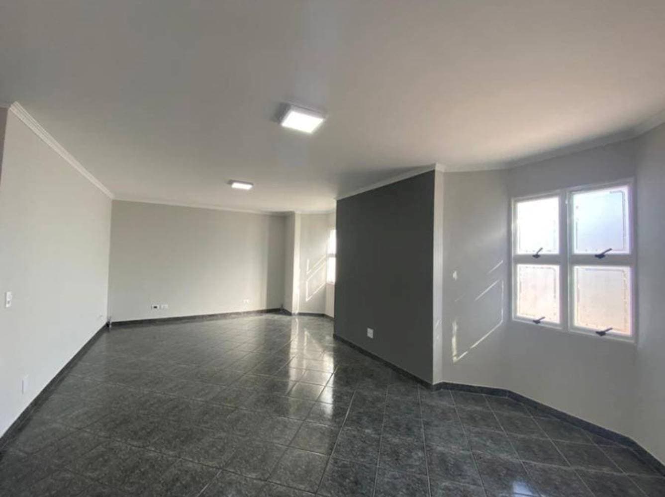 Foto 5 de 15: Casa em leilão em Rio Claro - SP, bairro Jardim Mirassol — Casa no Jardim Mirassol - Rio Claro/SP
