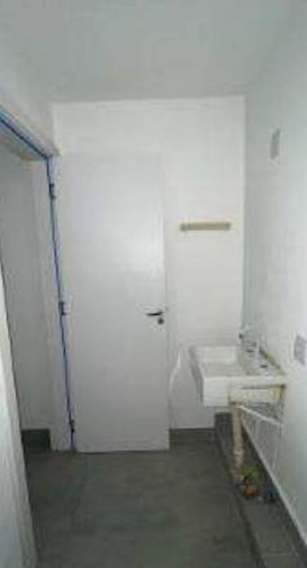 Foto 13 de 14: Apartamento em leilão em Porto Alegre - RS, bairro Menino Deus — Apartamento em Menino Deus - Porto Alegre/RS