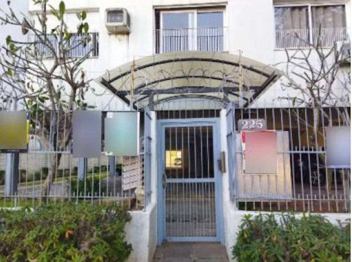 Foto 1 de 13: Apartamento em leilão em Porto Alegre - RS, bairro Cristal — Apartamento em Cristal - Porto Alegre/RS