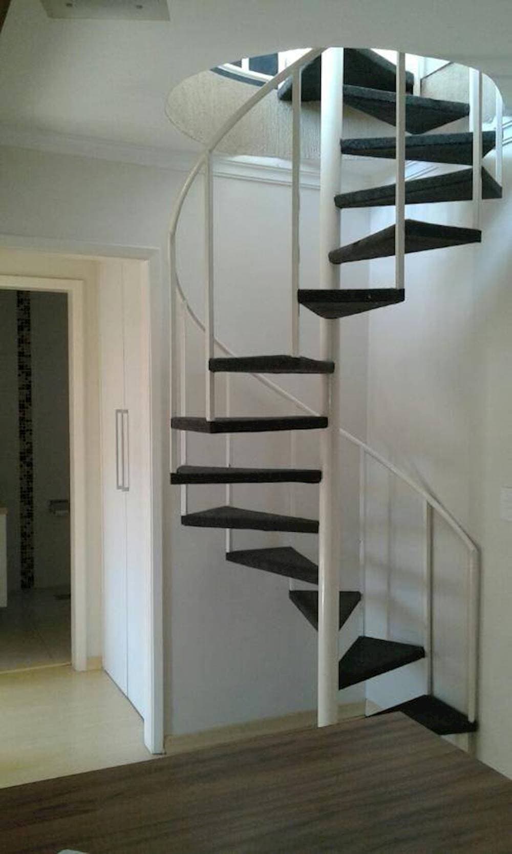 Foto 9 de 13: Apartamento em leilão em Porto Alegre - RS, bairro Cristal — Apartamento em Cristal - Porto Alegre/RS