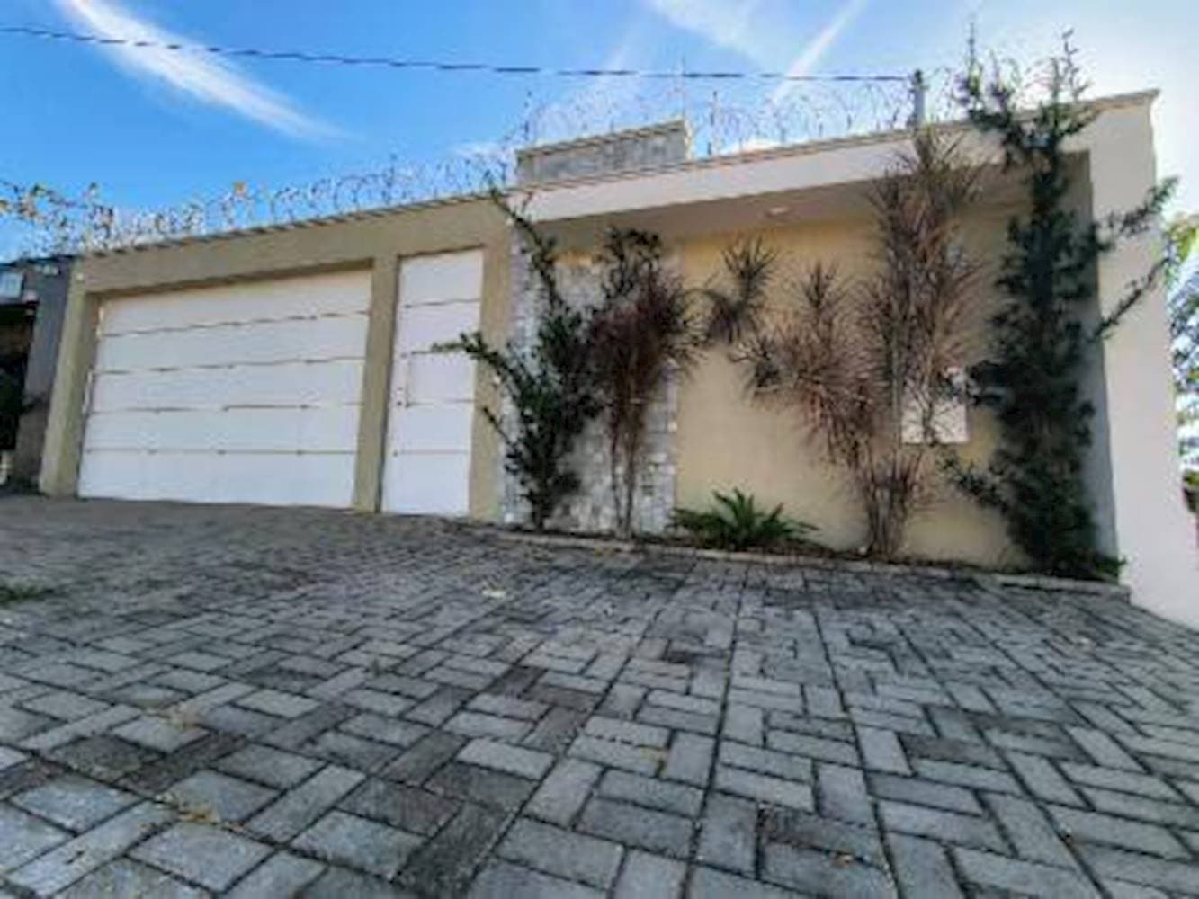 Foto 2 de 14: Casa em leilão em Caldas Novas - GO, bairro Caldas Do Oeste — Casa em Caldas Do Oeste - Caldas Novas/GO