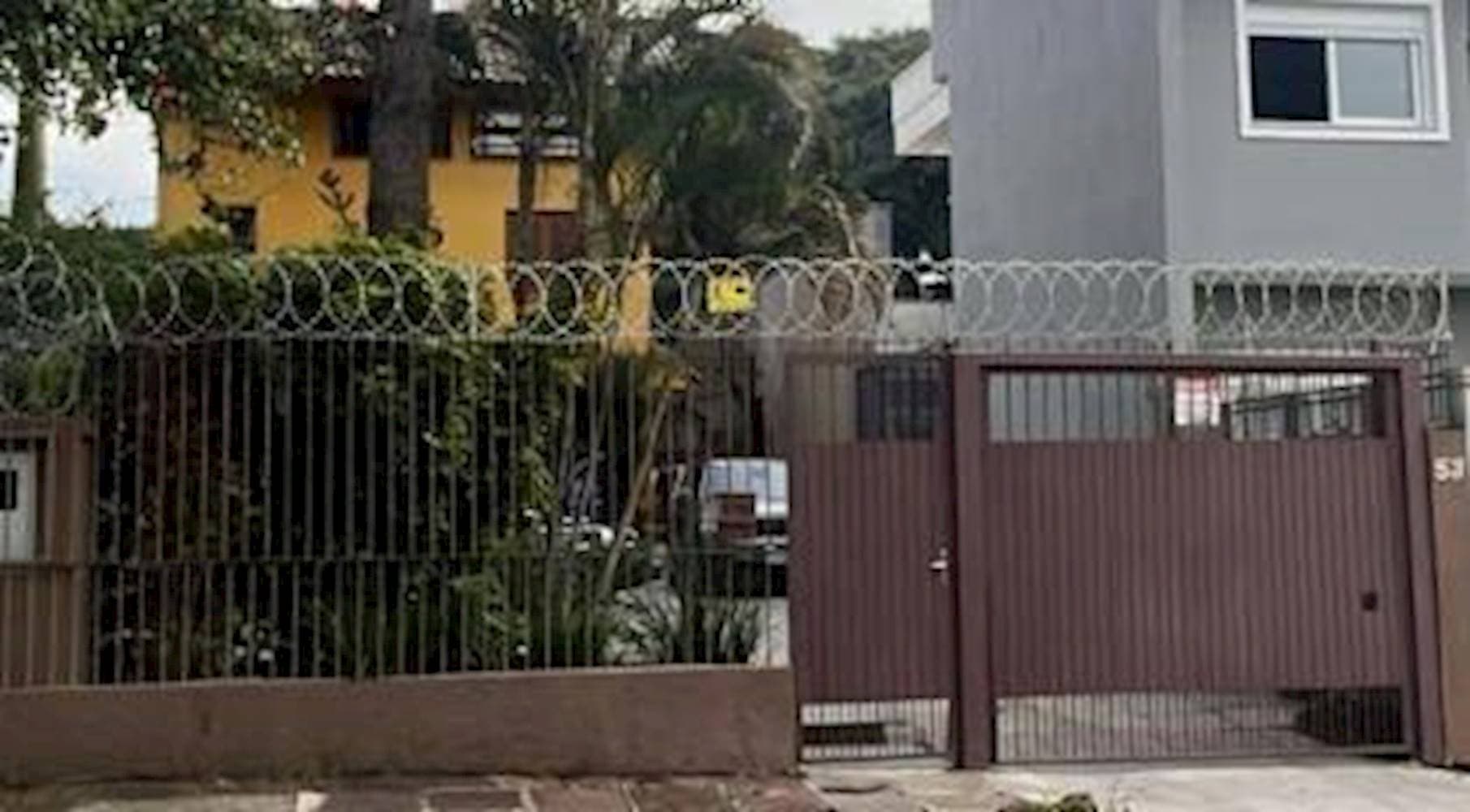 Foto 3 de 3: Casa em leilão em Porto Alegre - RS, bairro Teresópolis — Casa em Teresópolis - Porto Alegre/RS