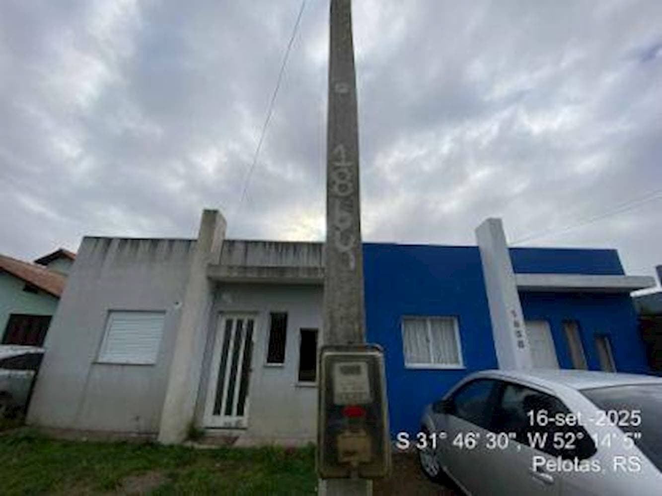 Foto 1 de 14: Casa em leilão em Pelotas - RS, bairro Laranjal — Casa em Laranjal - Pelotas/RS