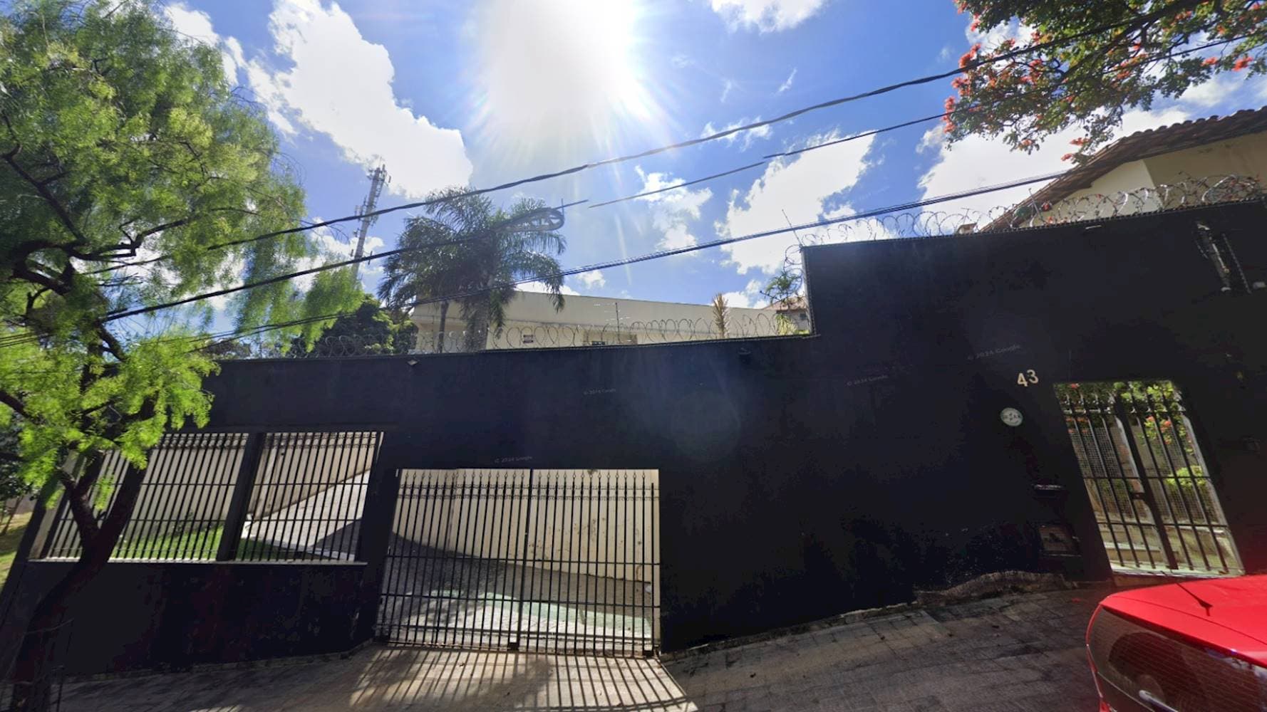 Foto 2 de 6: Casa em leilão em Belo Horizonte - MG, bairro Mangabeiras — Casa em Mangabeiras - Belo Horizonte/MG