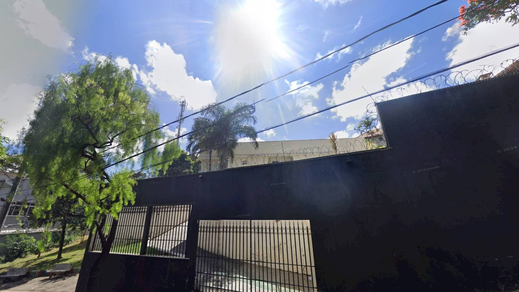 Foto 4 de 6: Casa em leilão em Belo Horizonte - MG, bairro Mangabeiras — Casa em Mangabeiras - Belo Horizonte/MG