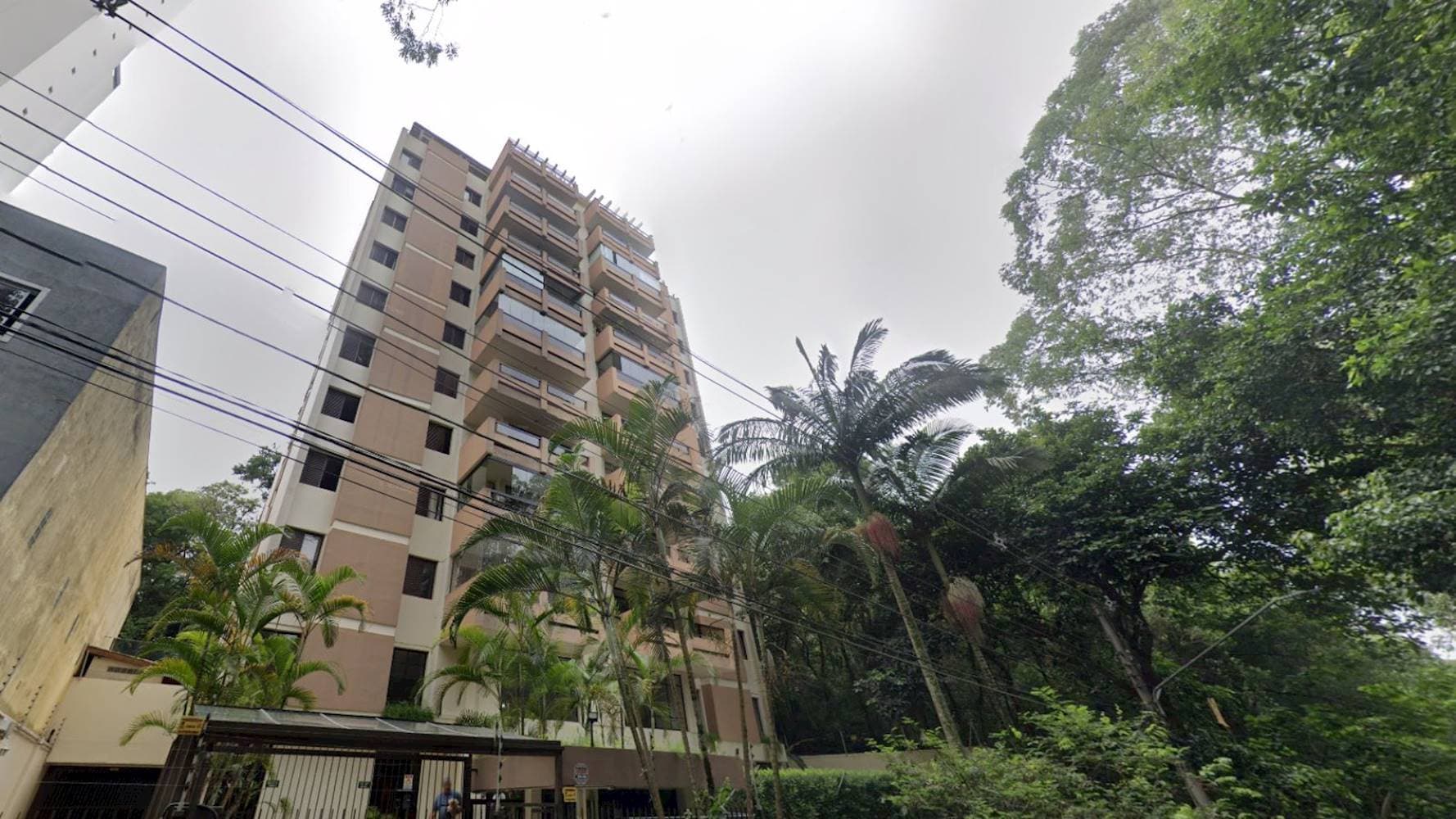 Foto 6 de 6: Apartamento em leilão em São Paulo - SP, bairro Morumbi — Apartamento no "Edifício Villa Luigi Greco" - Morumbi - São Paulo/SP