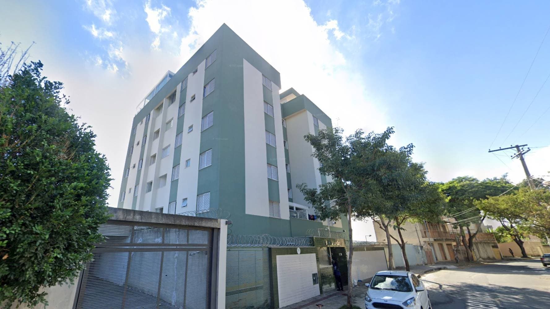 Foto 2 de 5: Apartamento em leilão em Belo Horizonte - MG, bairro Laranjeiras — Apartamento no " Edifício Manuela"  - Laranjeiras  - Belo Horizonte/MG