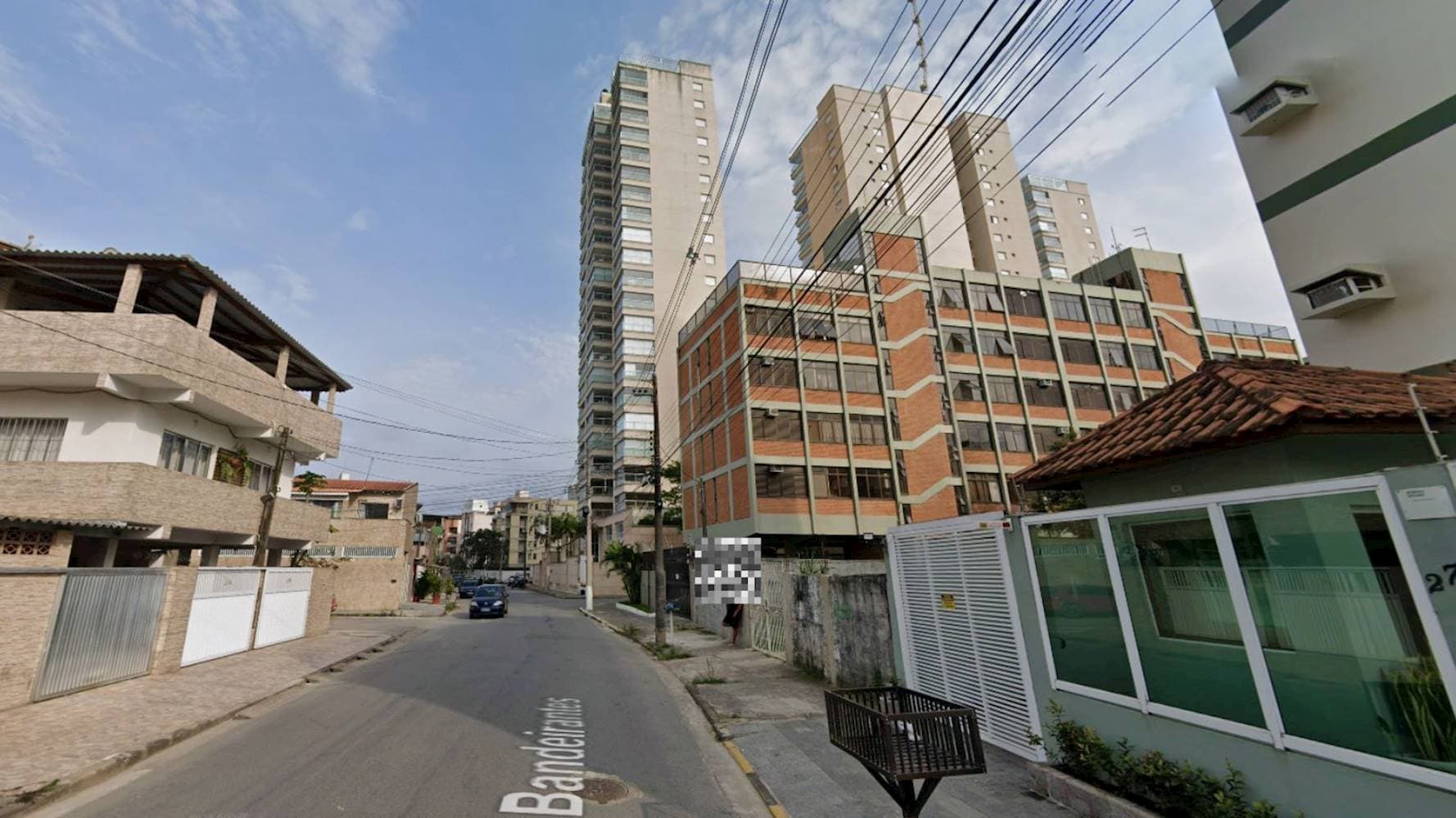 Foto 6 de 6: Apartamento em leilão em Guarujá - SP, bairro João Batista Julião — Apartamento no "Edifício Casablanca" - João Batista Julião - Guarujá/SP