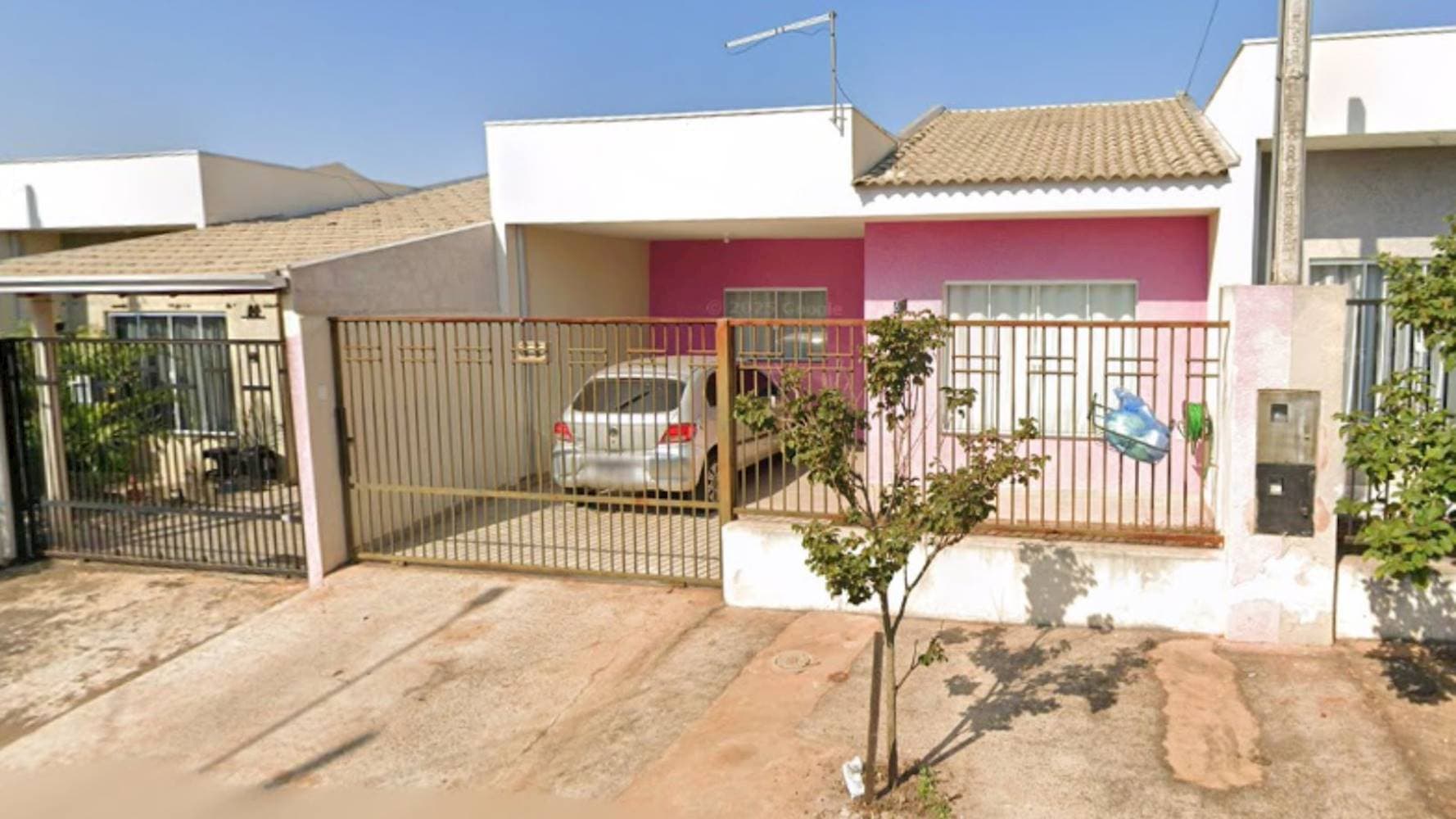 Foto 3 de 5: Casa em leilão em Rolândia - PR, bairro Jardim Independência — Casa no Jardim Independência - Rolândia/PR