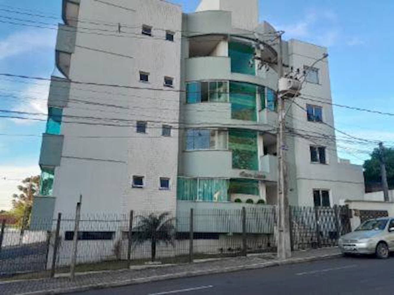 Foto 1 de 11: Apartamento em leilão em Ponta Grossa - PR, bairro Órfãs — Apartamento no "Condomínio Residencial San Luca'"-  Órfãs - Ponta Grossa/PR