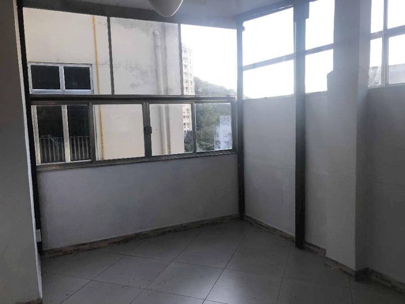 Foto 11 de 15: Apartamento em leilão em Rio De Janeiro - RJ, bairro Rio Comprido — Apartamento em Rio Comprido - Rio de Janeiro/RJ