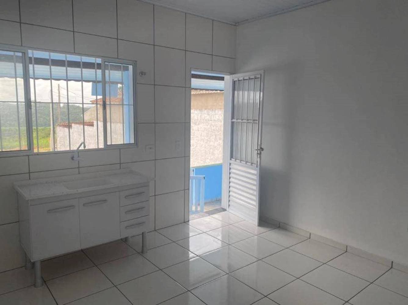 Foto 3 de 6: Casa em leilão em Cajati - SP, bairro Bico Do Pato — Casa em Bico Do Pato - Cajati/SP