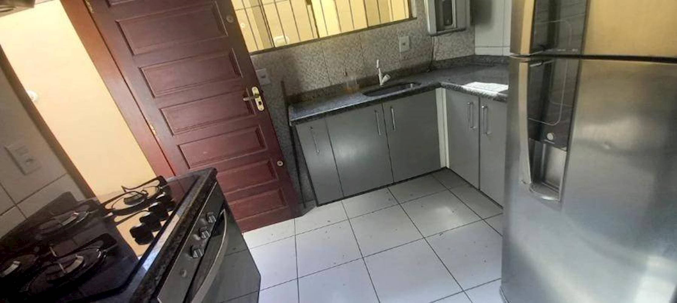 Foto 11 de 16: Casa em leilão em Rio Das Ostras - RJ, bairro Maria Turri — Casa em Maria Turri - Rio Das Ostras/RJ