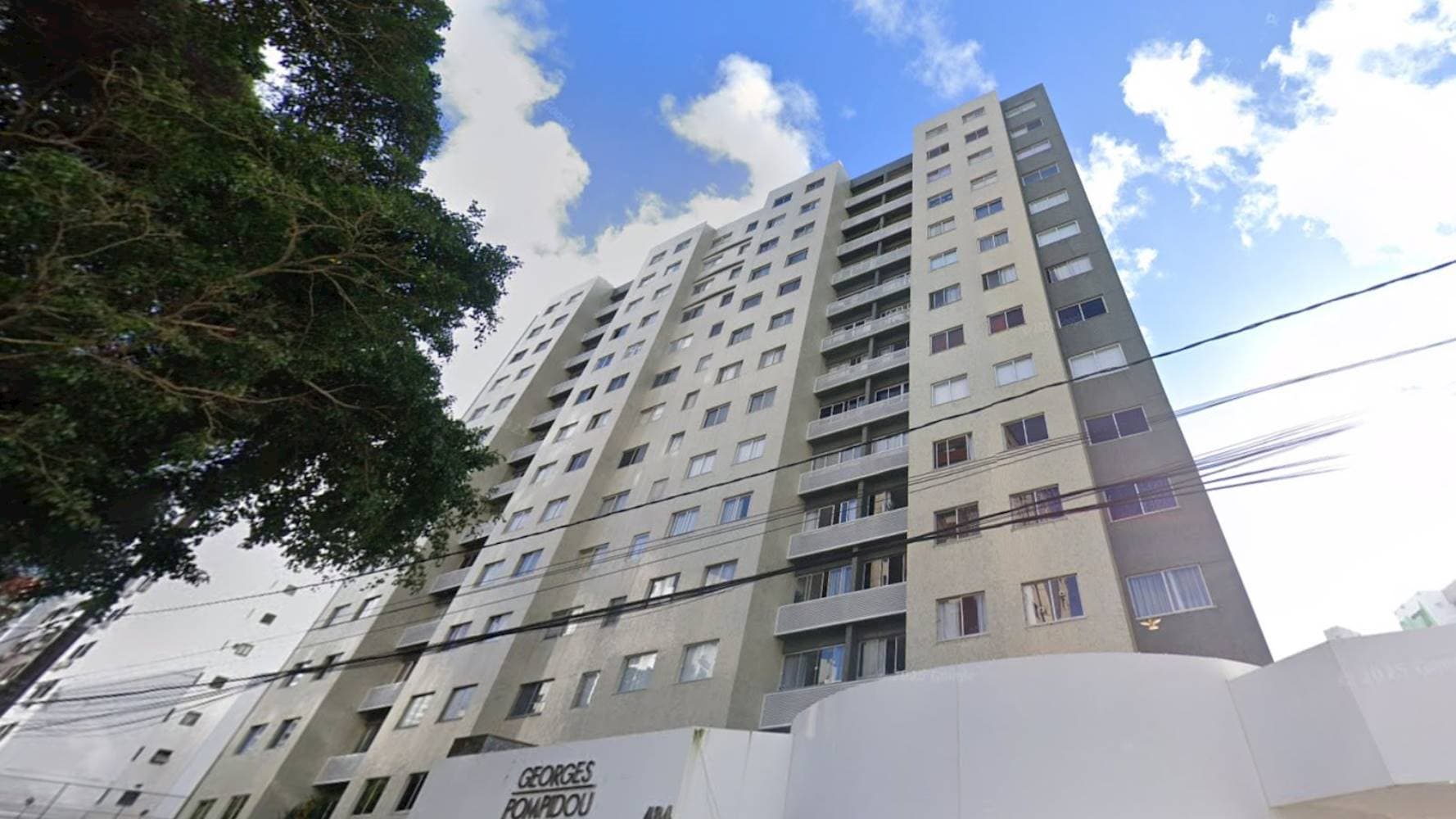 Foto 1 de 5: Apartamento em leilão em Salvador - BA, bairro Aquarius — Apartamento no "Edifício Georges Pompidou" - Aquarius  - Salvador/BA