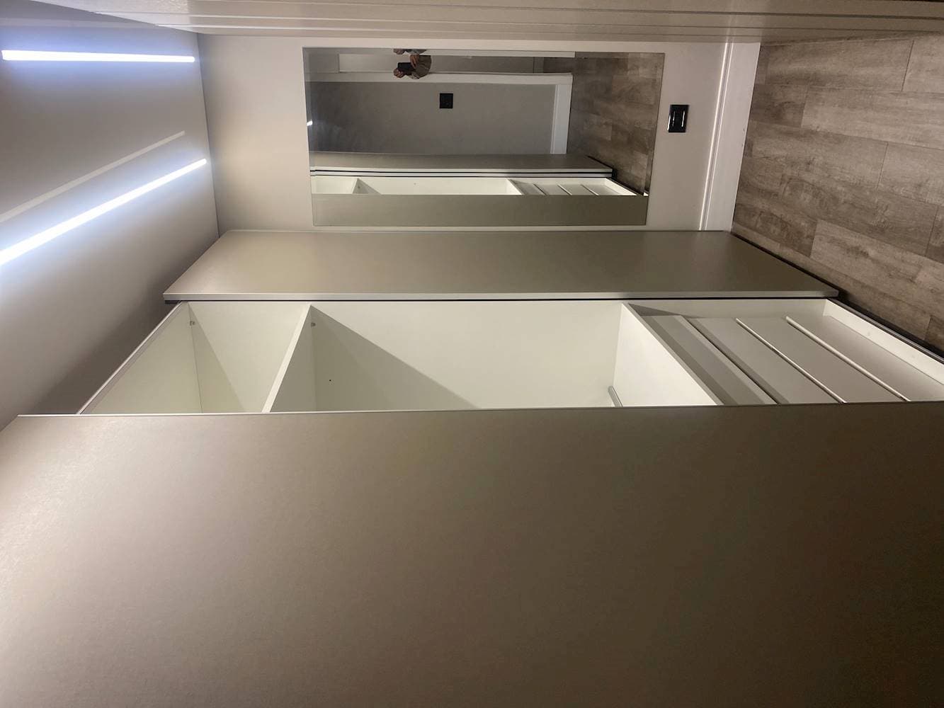 Foto 13 de 13: Apartamento em leilão em Curitiba - PR, bairro Água Verde — Apartamento no "Edifício Janaína" - Água Verde - Curitiba/PR