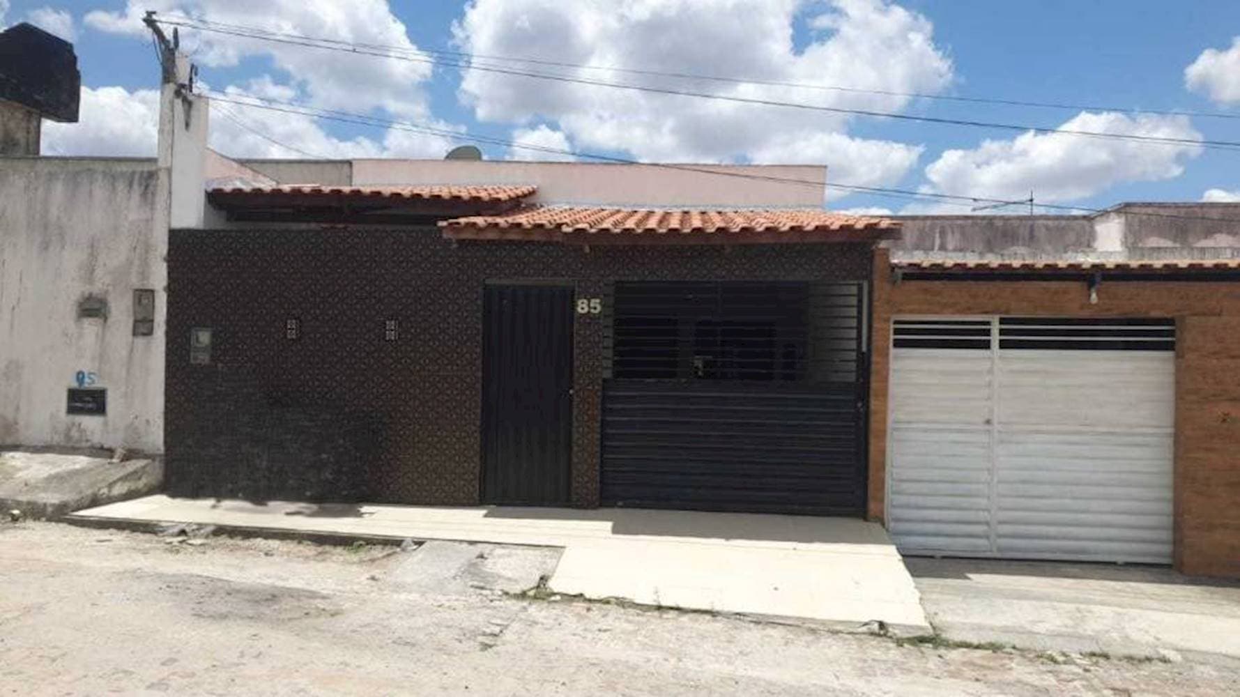 Foto 3 de 3: Casa em leilão em Serrinha - BA, bairro Cruzeiro — Casa em Cruzeiro - Serrinha/BA