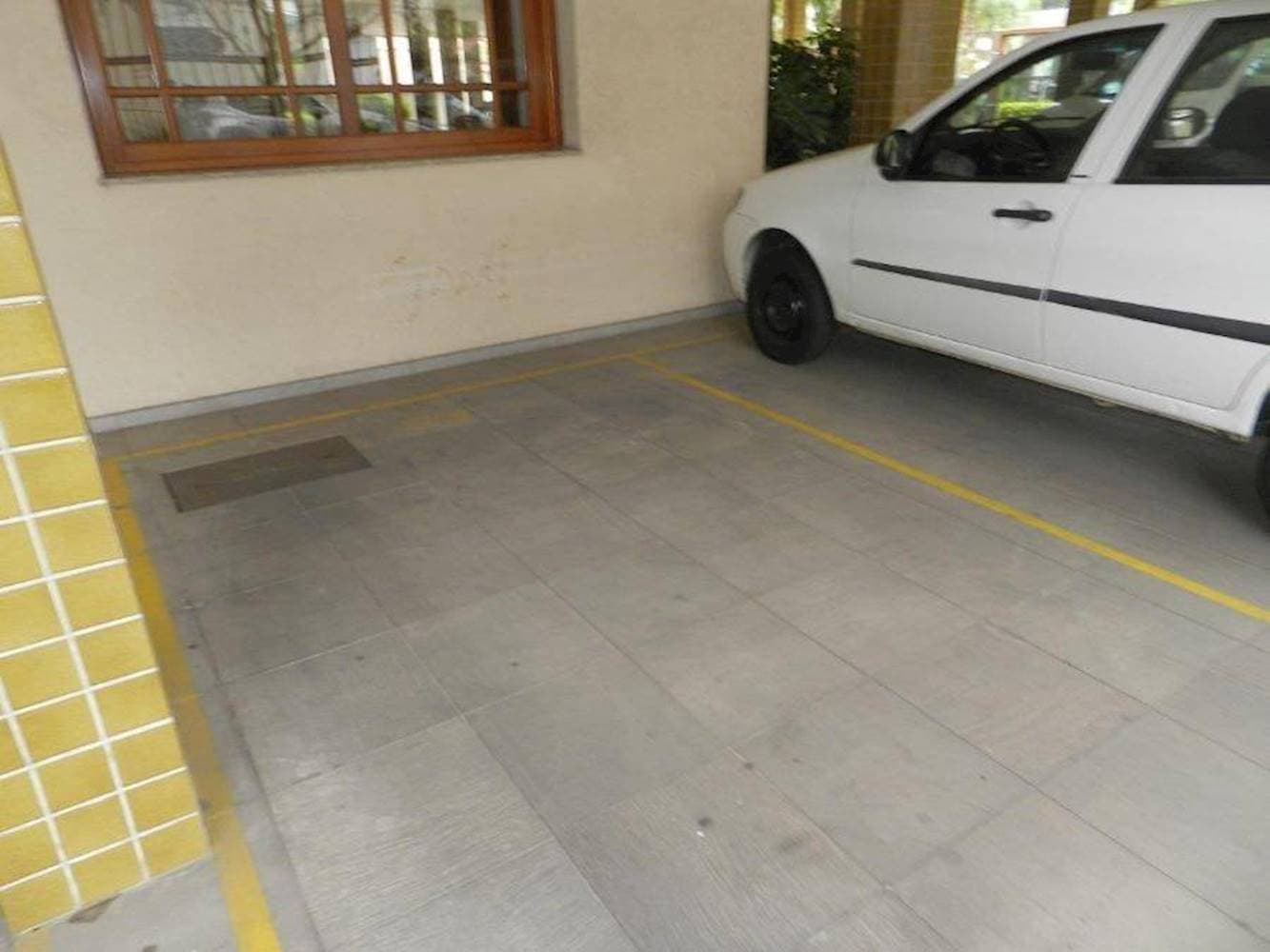 Foto 15 de 15: Apartamento em leilão em Porto Alegre - RS, bairro São Geraldo — Apartamento em São Geraldo - Porto Alegre/RS