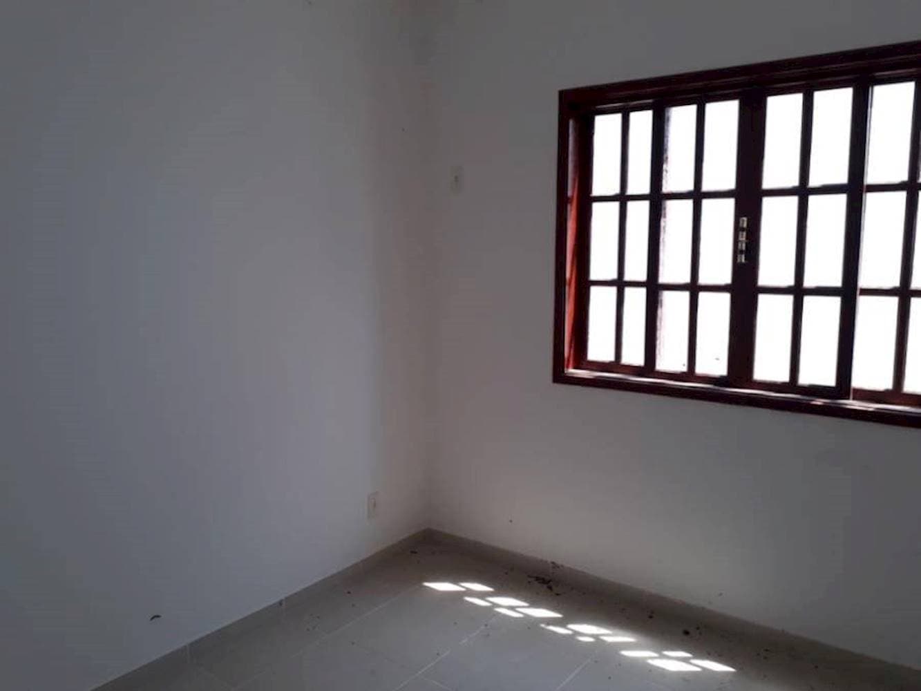 Foto 6 de 11: Casa em leilão em Queimados - RJ, bairro Centro — Casa no Centro - Queimados/RJ