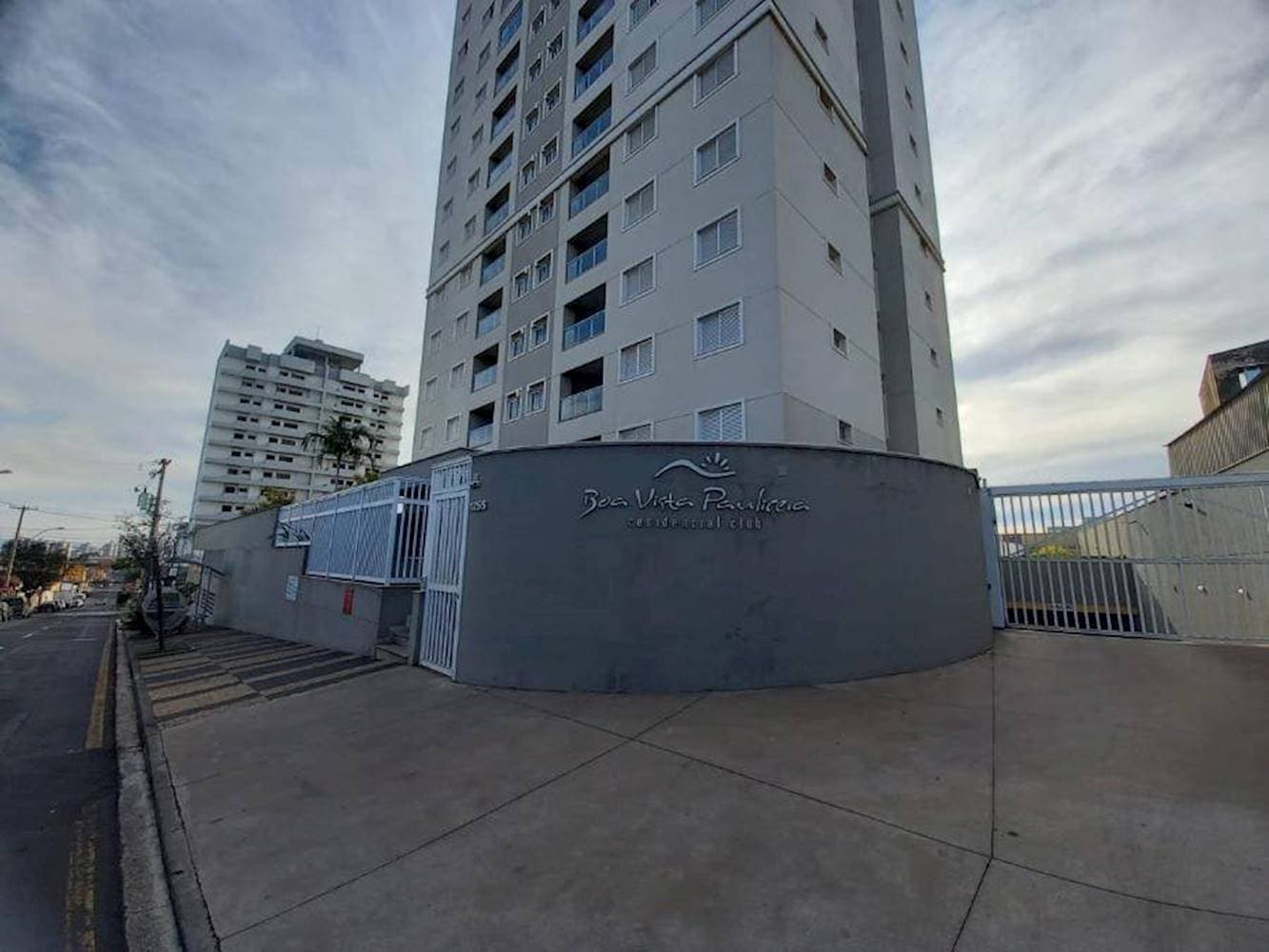 Foto 1 de 22: Apartamento em leilão em Piracicaba - SP, bairro Paulicéia — Apartamento Duplex em Paulicéia - Piracicaba/SP