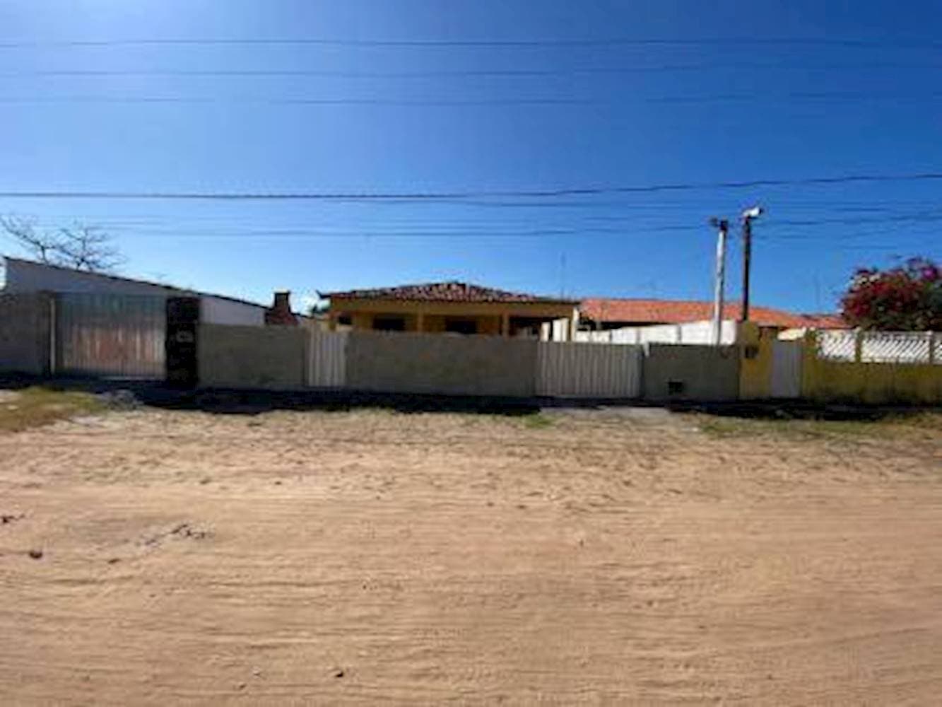 Foto 1 de 25: Casa em leilão em Pitimbu - PB, bairro Centro — Casa no Centro de Pitimbu/PB