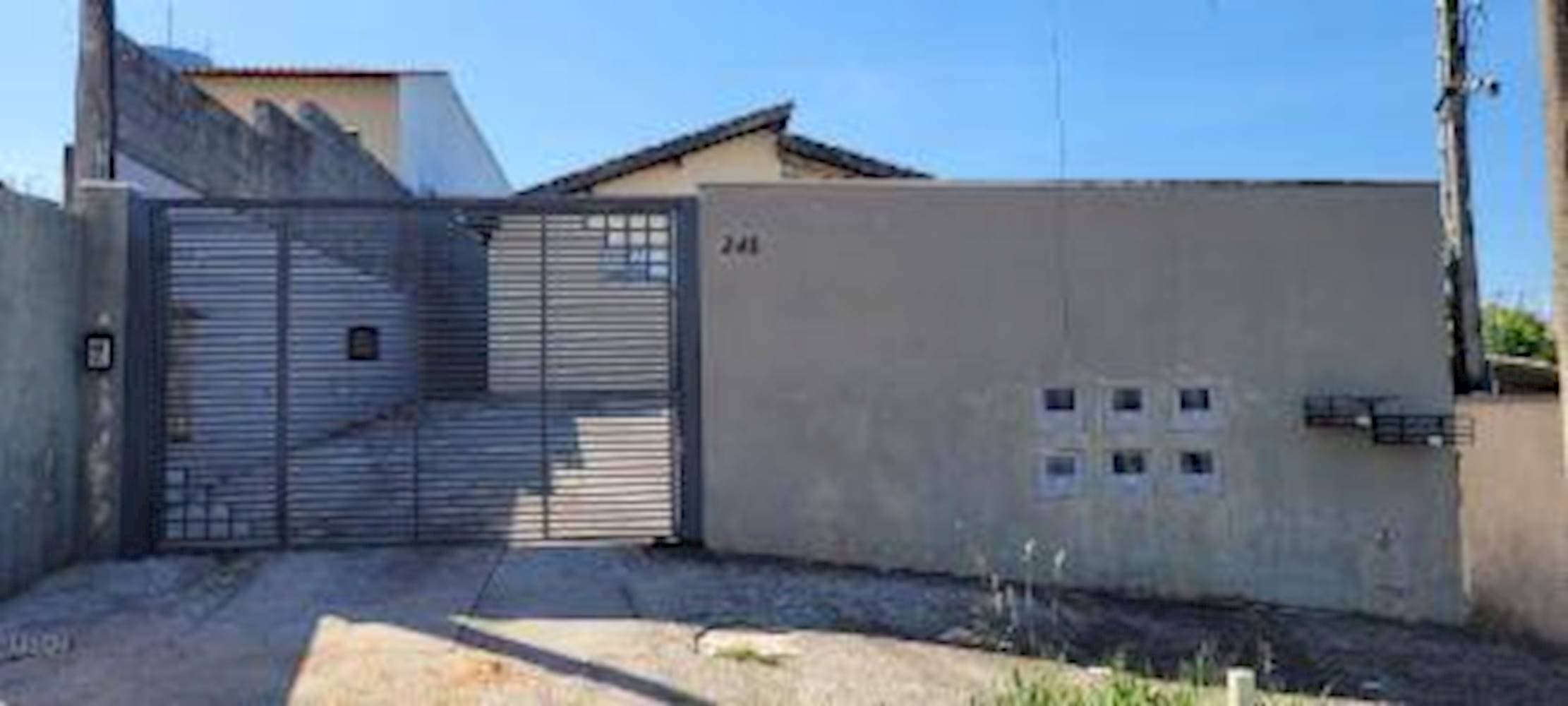 Foto 1 de 7: Casa em leilão em Mogi Das Cruzes - SP, bairro Botujuru — Casa no  Condomínio Residencial Villagio Florença - Botujuru - Mogi das Cruzes/SP