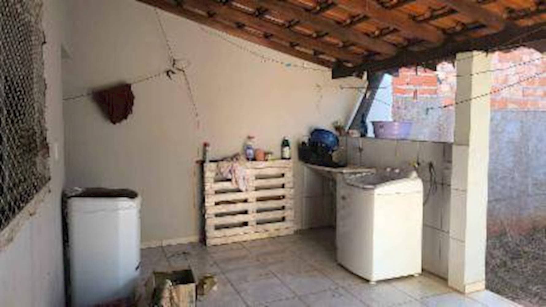 Foto 11 de 14: Casa em leilão em Ituiutaba - MG, bairro Lagoa Azul II — Casa em Lagoa Azul II - Ituiutaba/MG