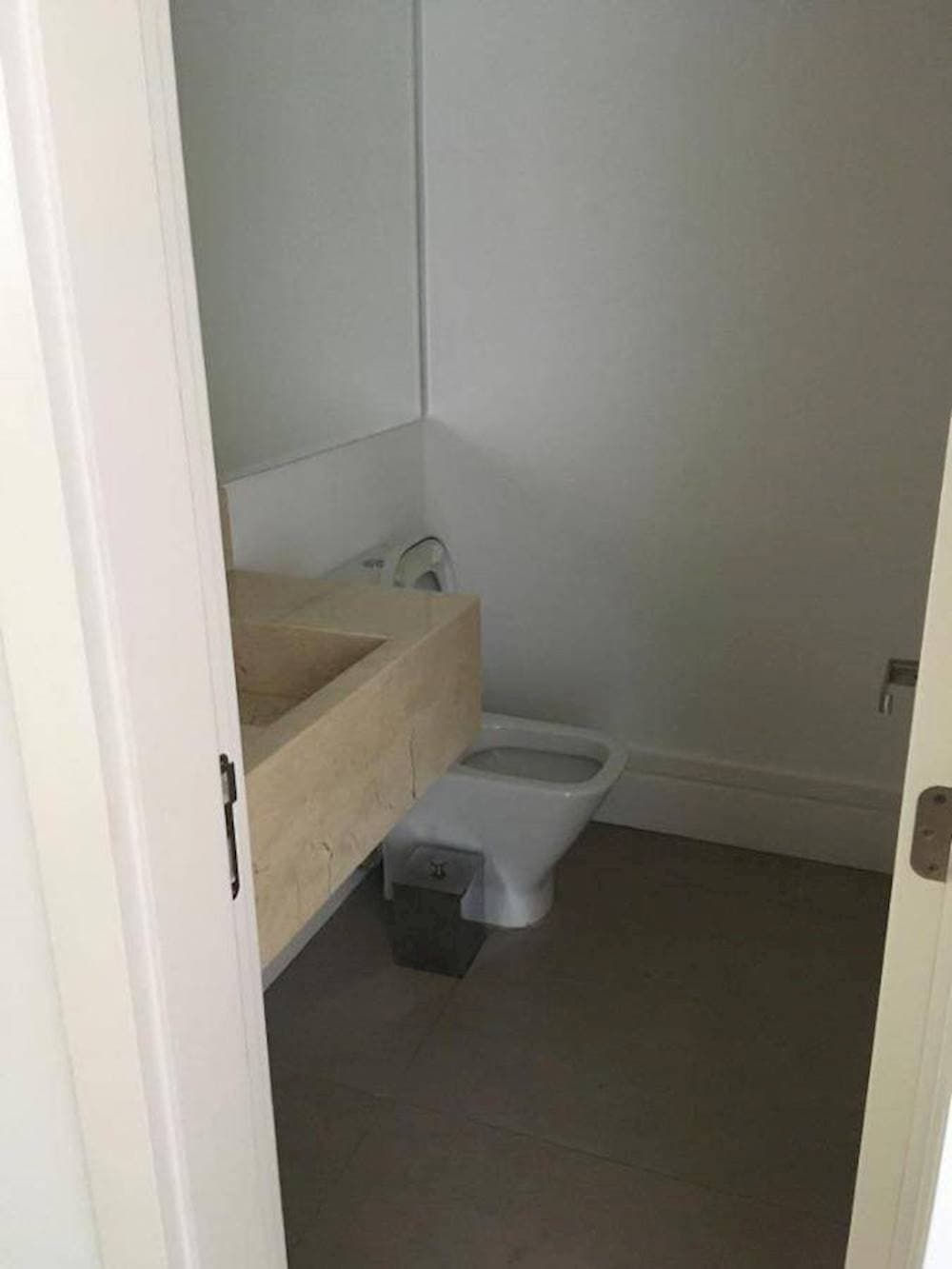 Foto 10 de 18: Apartamento em leilão em Porto Alegre - RS, bairro Cristal — Apartamento em Cristal - Porto Alegre/RS