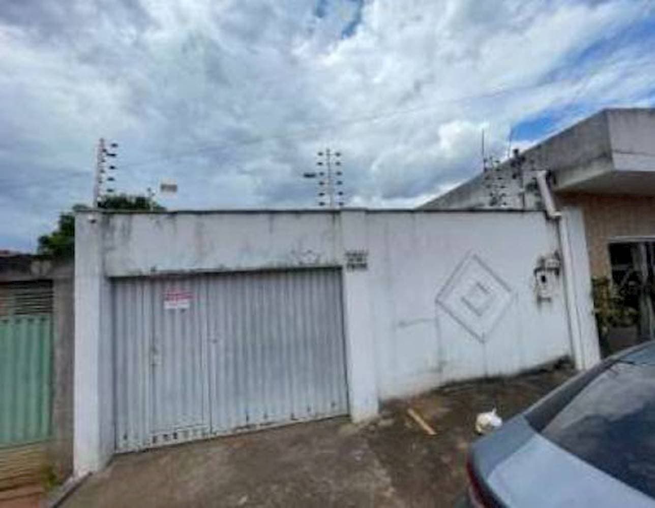 Foto 3 de 3: Casa em leilão em Araguaína - TO, bairro Bela Vista — Casa na Bela Vista - Araguaína/TO