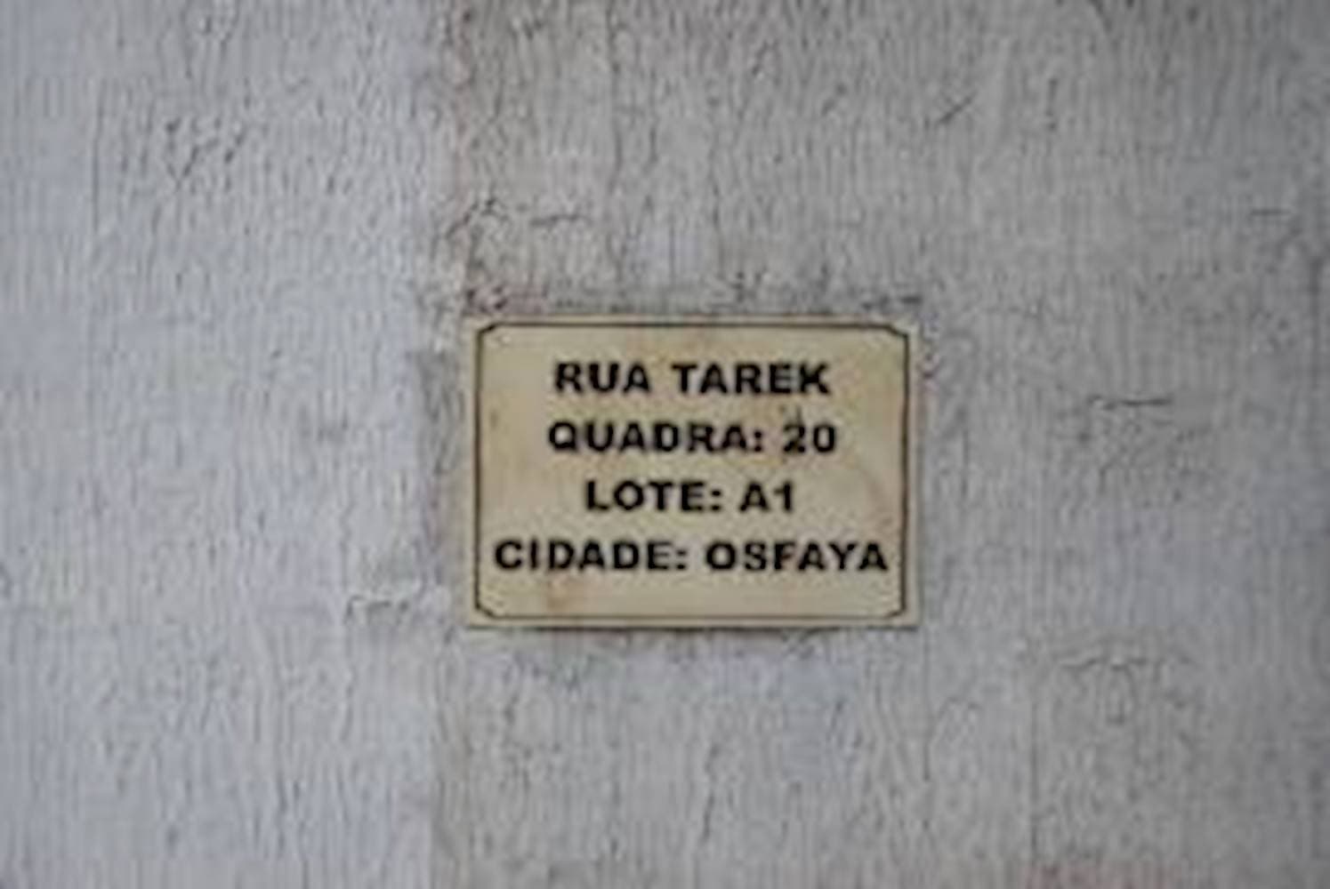 Foto 3 de 3: Apartamento em leilão em Luziânia - GO, bairro Cidade Osfaya — Apartamento no "Condomínio Villa das Flores" -  Cidade Osfaya - Luziânia/GO