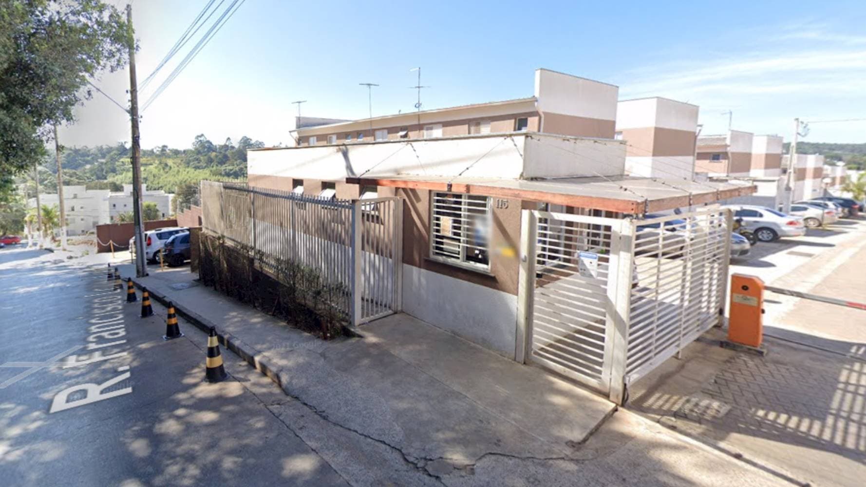 Foto 2 de 4: Casa em leilão em Cotia - SP, bairro Santana — Casa de Condomínio em Santana - Cotia/SP