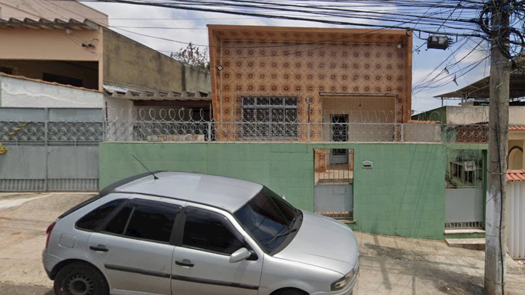 Foto 1 de 5: Casa em leilão em Rio De Janeiro - RJ, bairro Braz de Pina — Casa em Braz de Pina - Rio de Janeiro/RJ