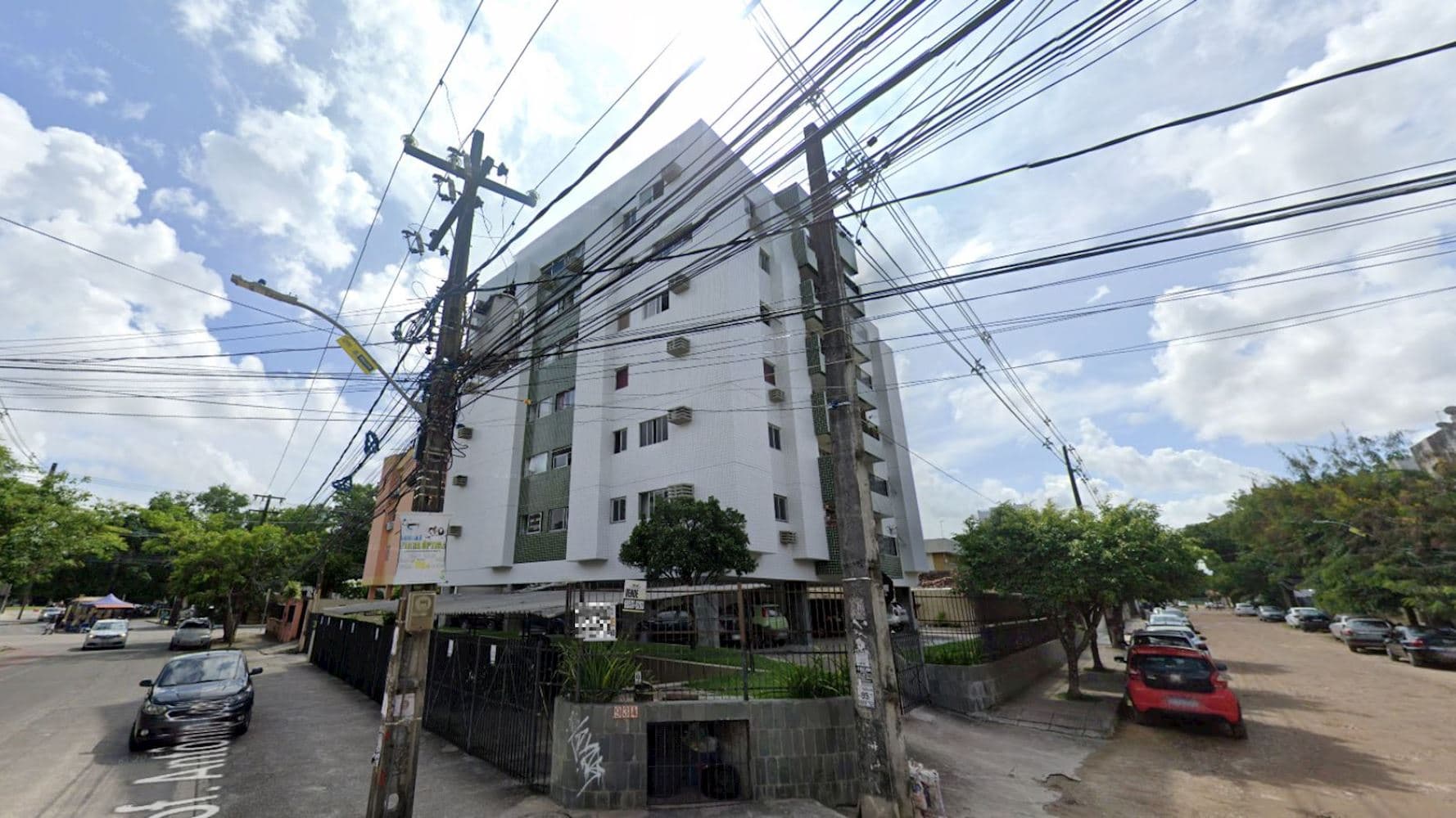 Foto 2 de 6: Apartamento em leilão em Recife - PE, bairro Várzea — Apartamento no "Edifício Antibes" - Várzea - Recife/PE