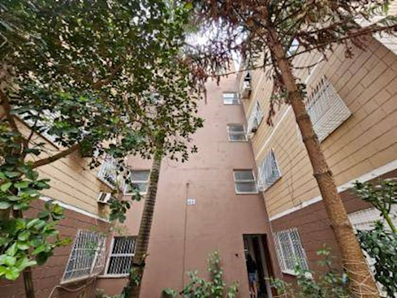Foto 3 de 9: Apartamento em leilão em Esteio - RS, bairro Centro — Apartamento no Centro - Esteio/RS