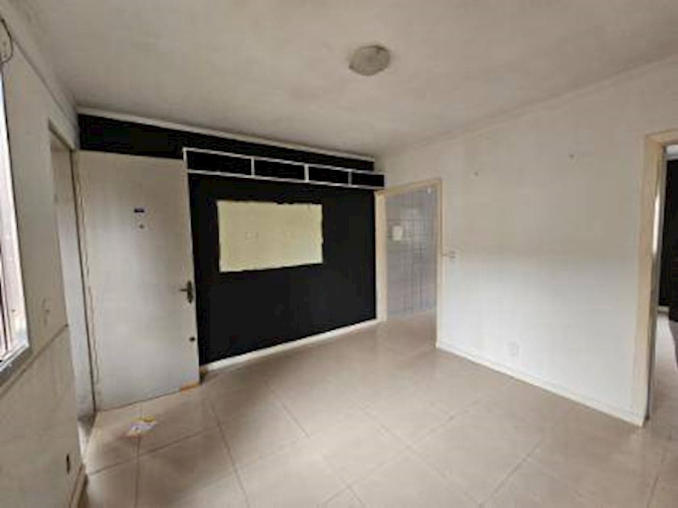 Foto 5 de 9: Apartamento em leilão em Esteio - RS, bairro Centro — Apartamento no Centro - Esteio/RS
