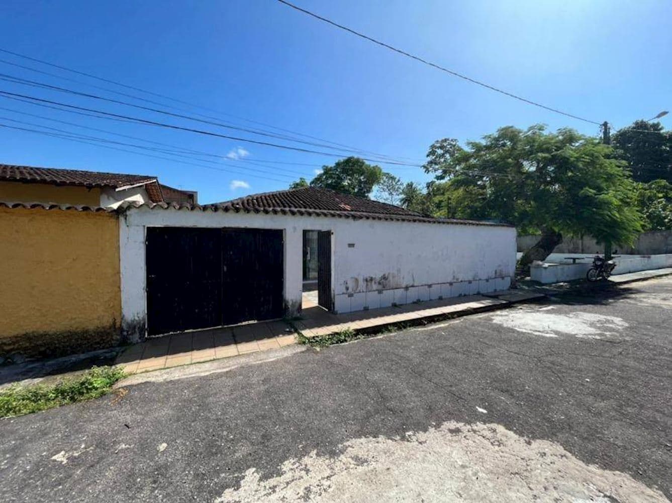 Foto 2 de 14: Casa em leilão em Ananindeua - PA, bairro Atalaia — Casa em Atalaia - Ananindeua/PA