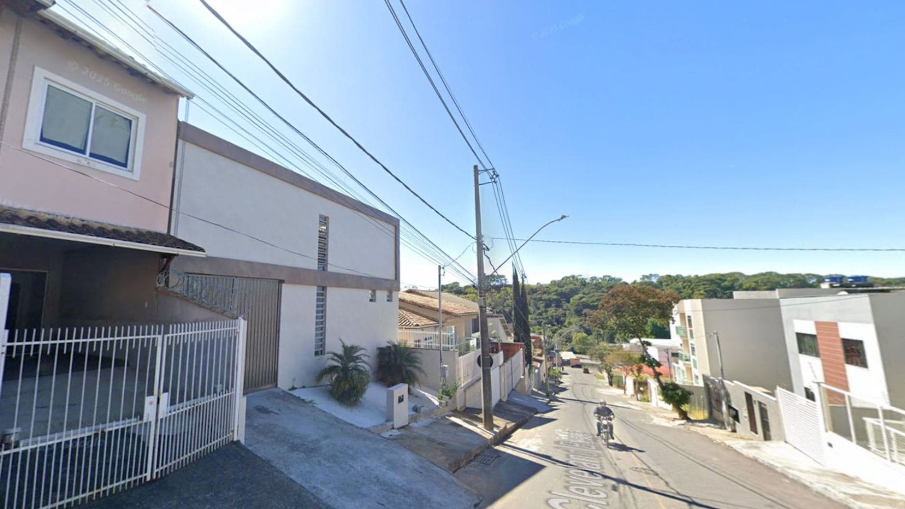 Foto 5 de 5: Casa em leilão em Juiz De Fora - MG, bairro São Pedro — Casa no Bairro São Pedro - Juiz de Fora/MG