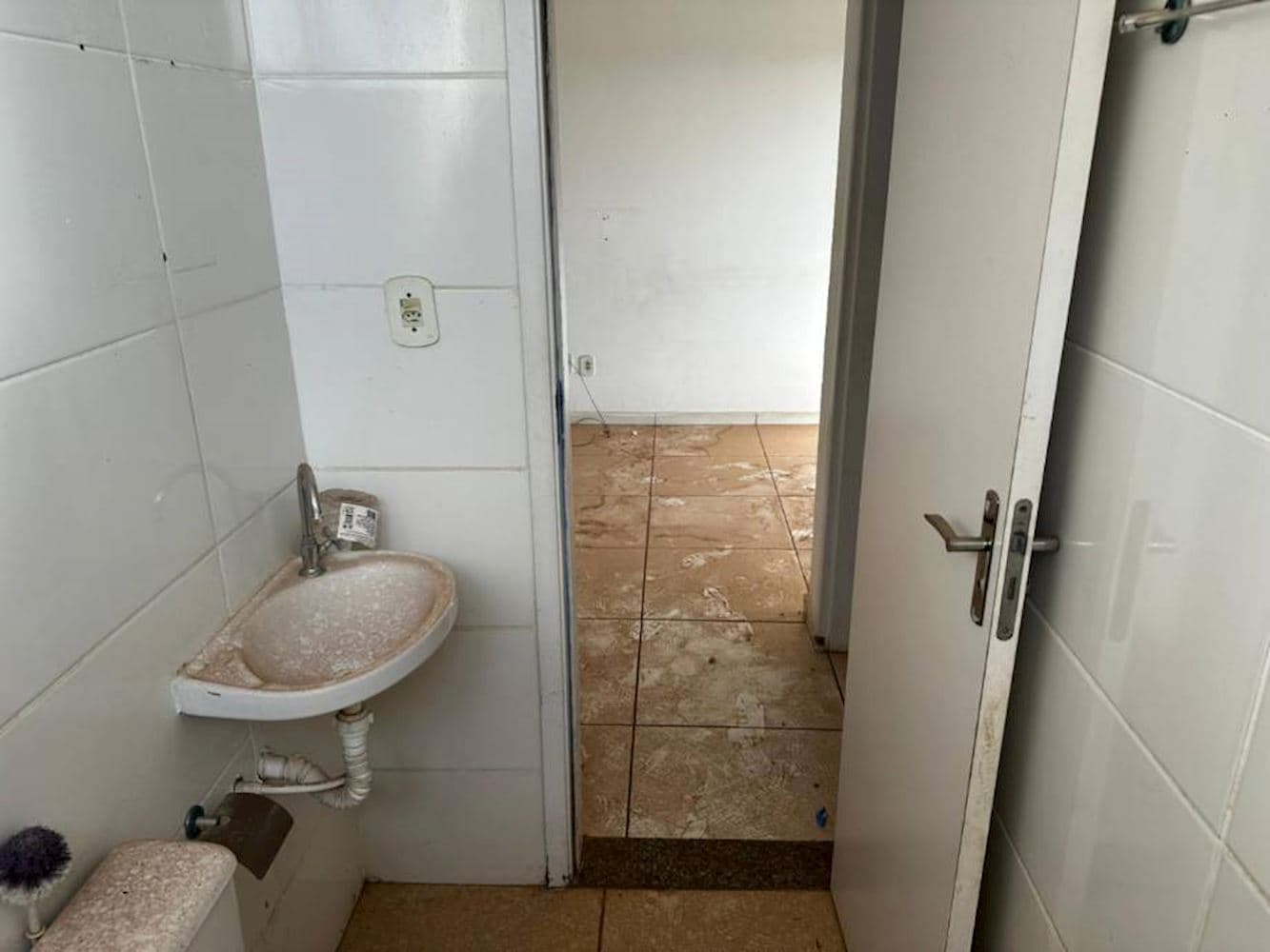 Foto 13 de 18: Apartamento em leilão em Três Lagoas - MS, bairro Alto da Boa Vista — Apartamento no Alto da Boa Vista em Três Lagoas/MS
