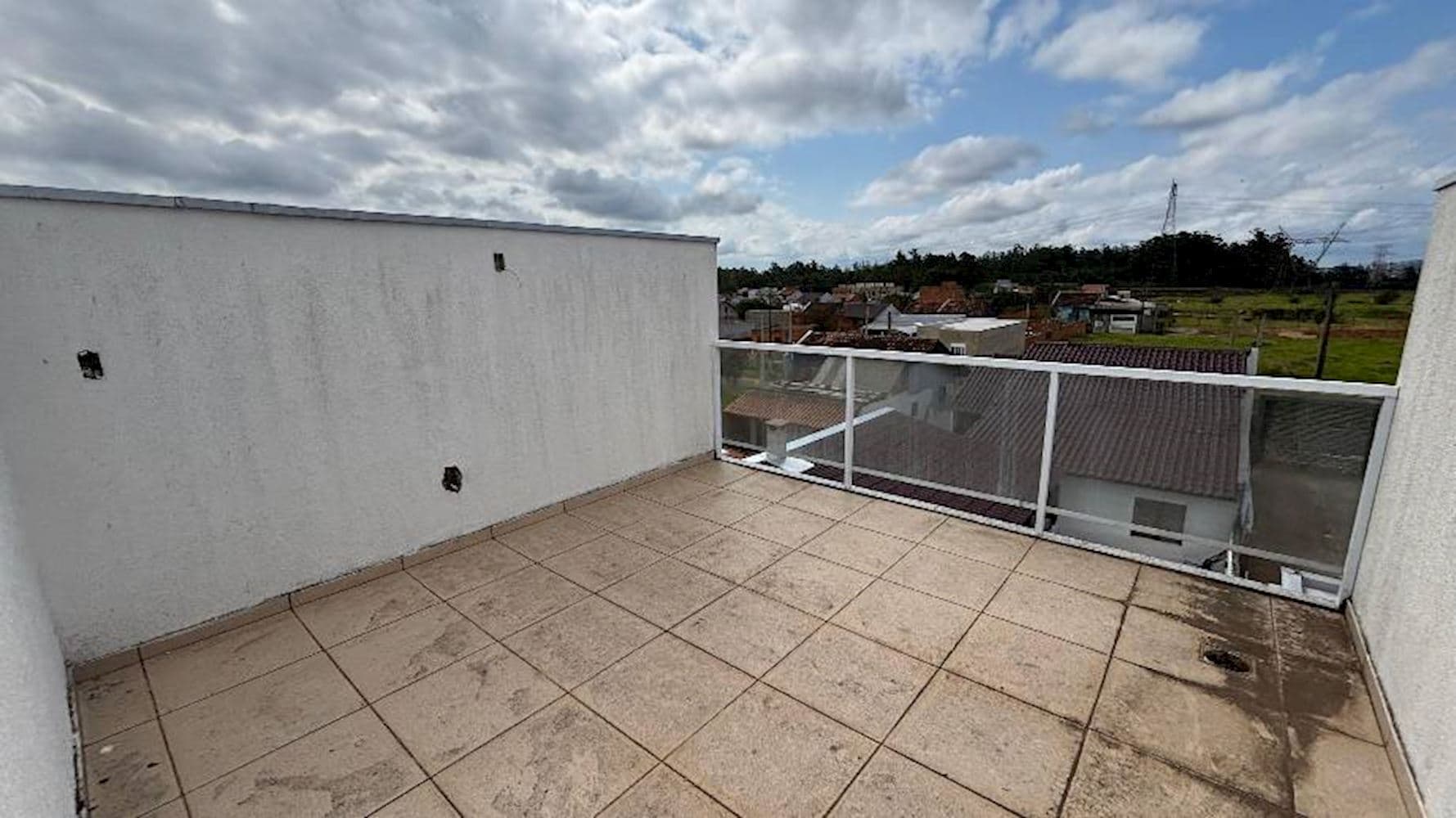 Foto 8 de 11: Casa em leilão em Canoas - RS, bairro Brigadeira — Casa de condomínio em Brigadeira - Canoas/RS
