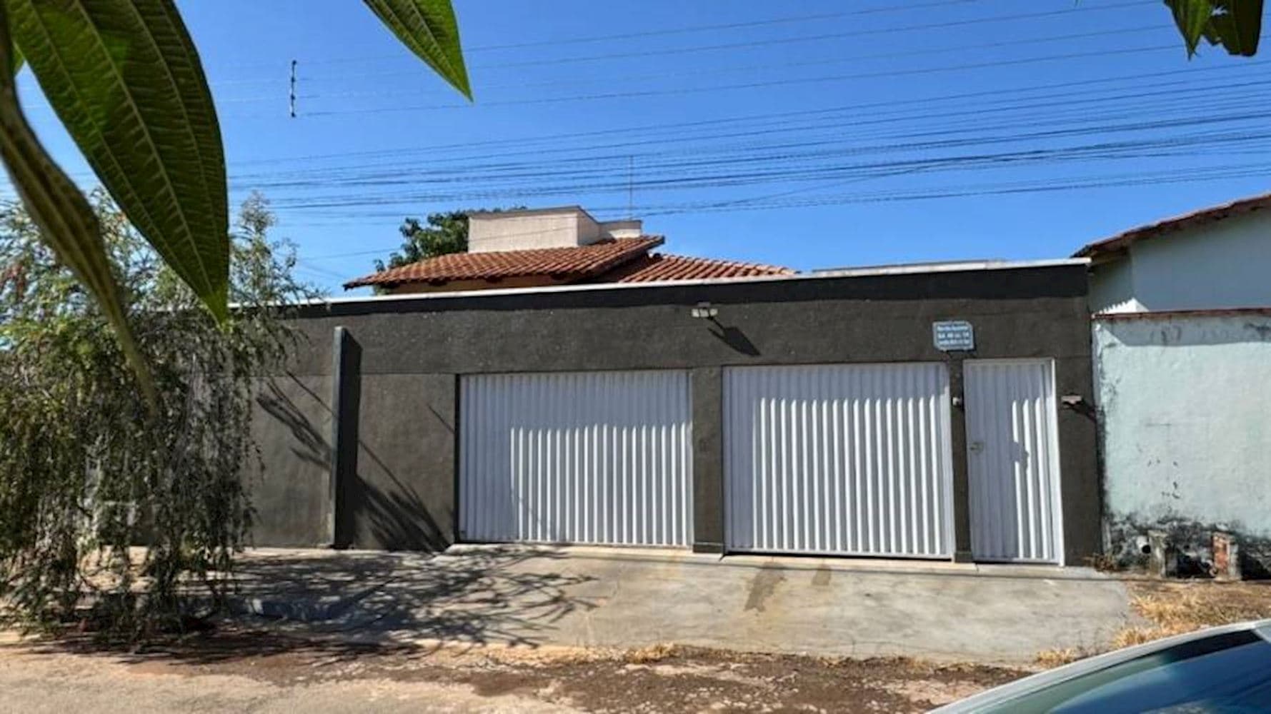 Foto 3 de 3: Casa em leilão em Inhumas - GO, bairro Jardim Raio de Sol — Casa no Jardim Raio de Sol em Inhumas/GO